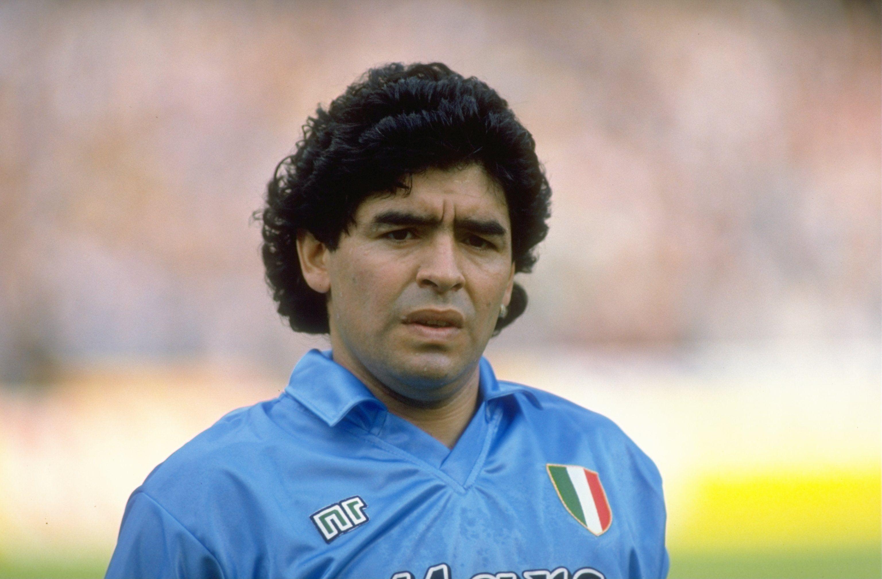 3080x2020 2022x2959px 2278.99 KB Diego Armando Maradona, Desktop