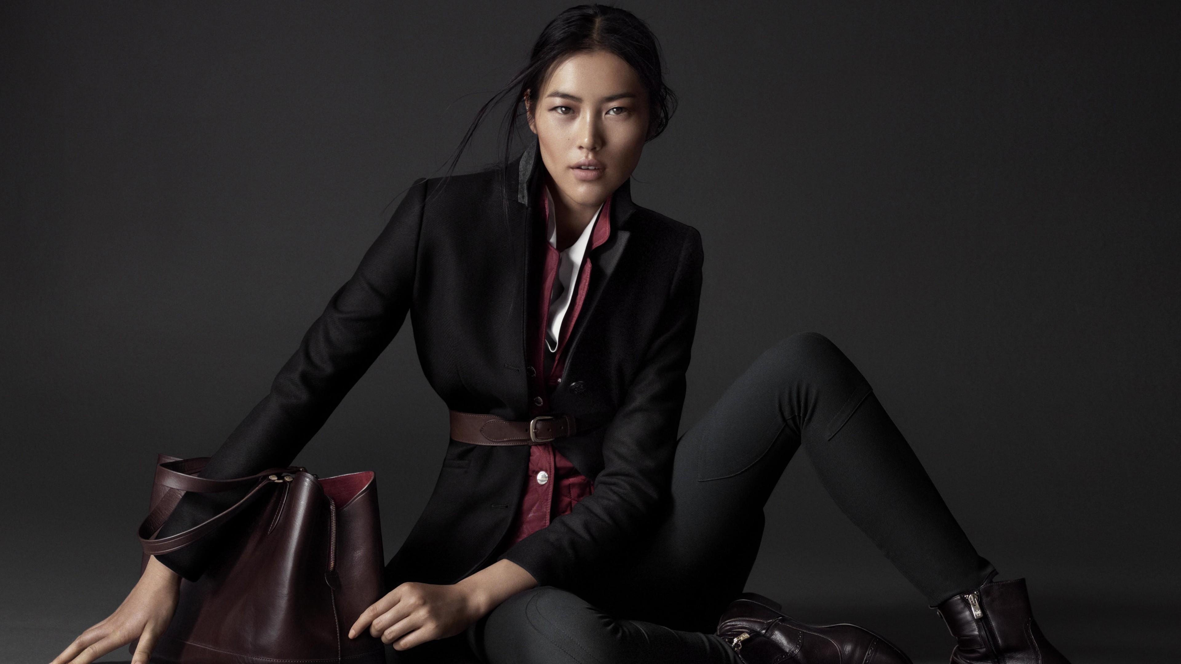 3840x2160 Wallpaper Liu Wen, Top Fashion Models model, brunette, suit, Desktop