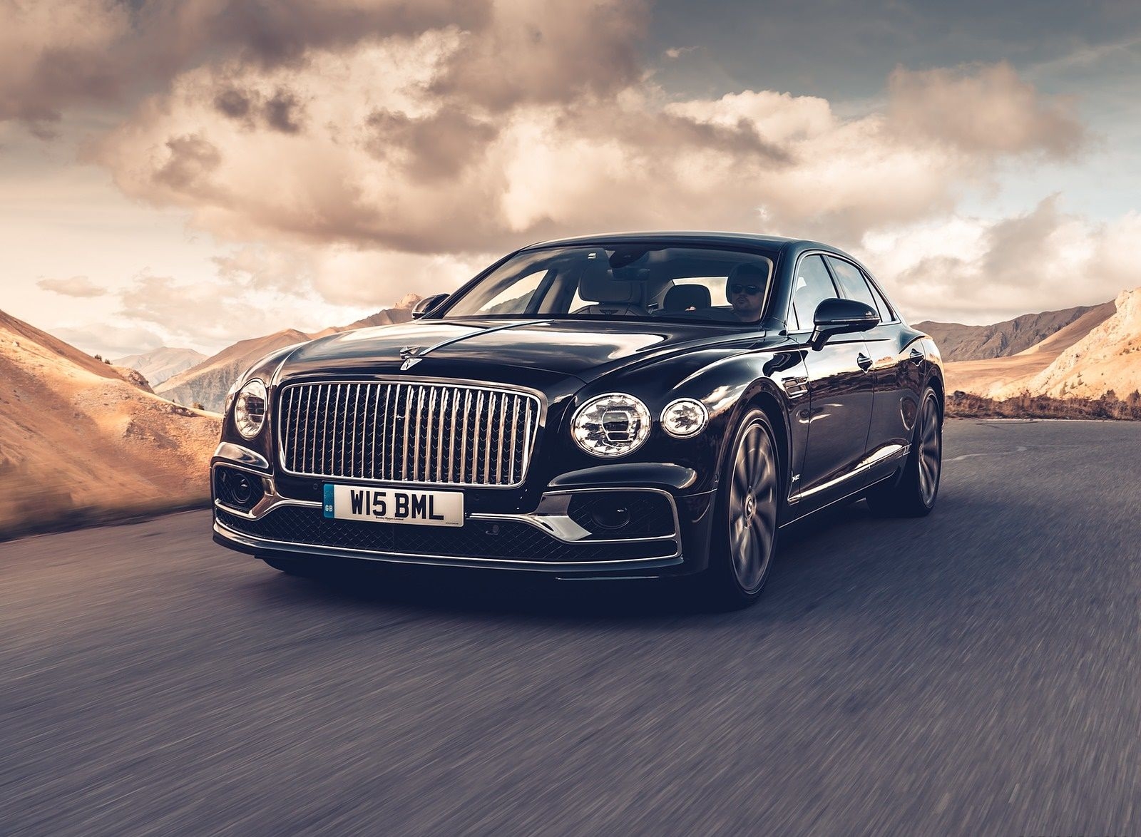 1600x1180 Bentley Flying Spur Wallpaper (HD Image), Desktop