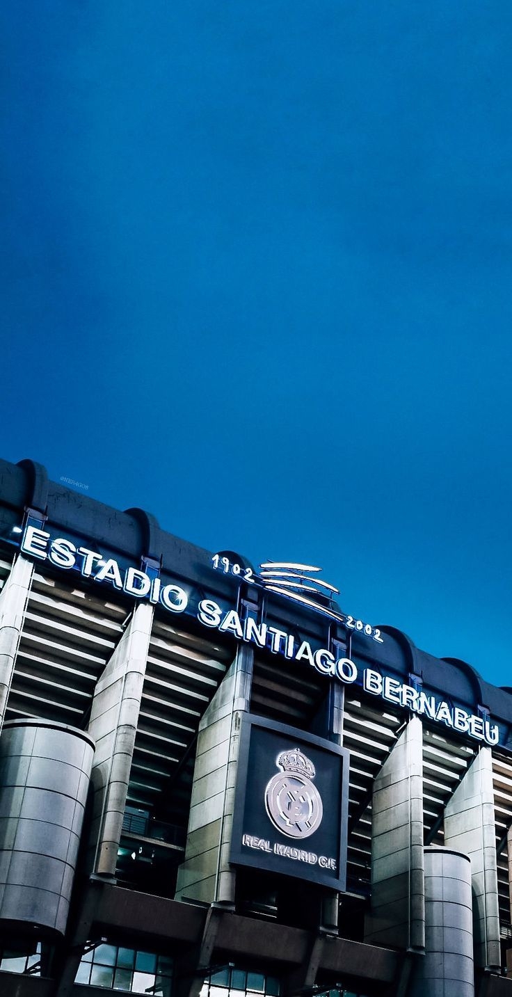 740x1440 Santiago Bernabeu. Futebol. Madrid wallpaper, Real madrid wallpaper, Real madrid logo wallpaper, Phone