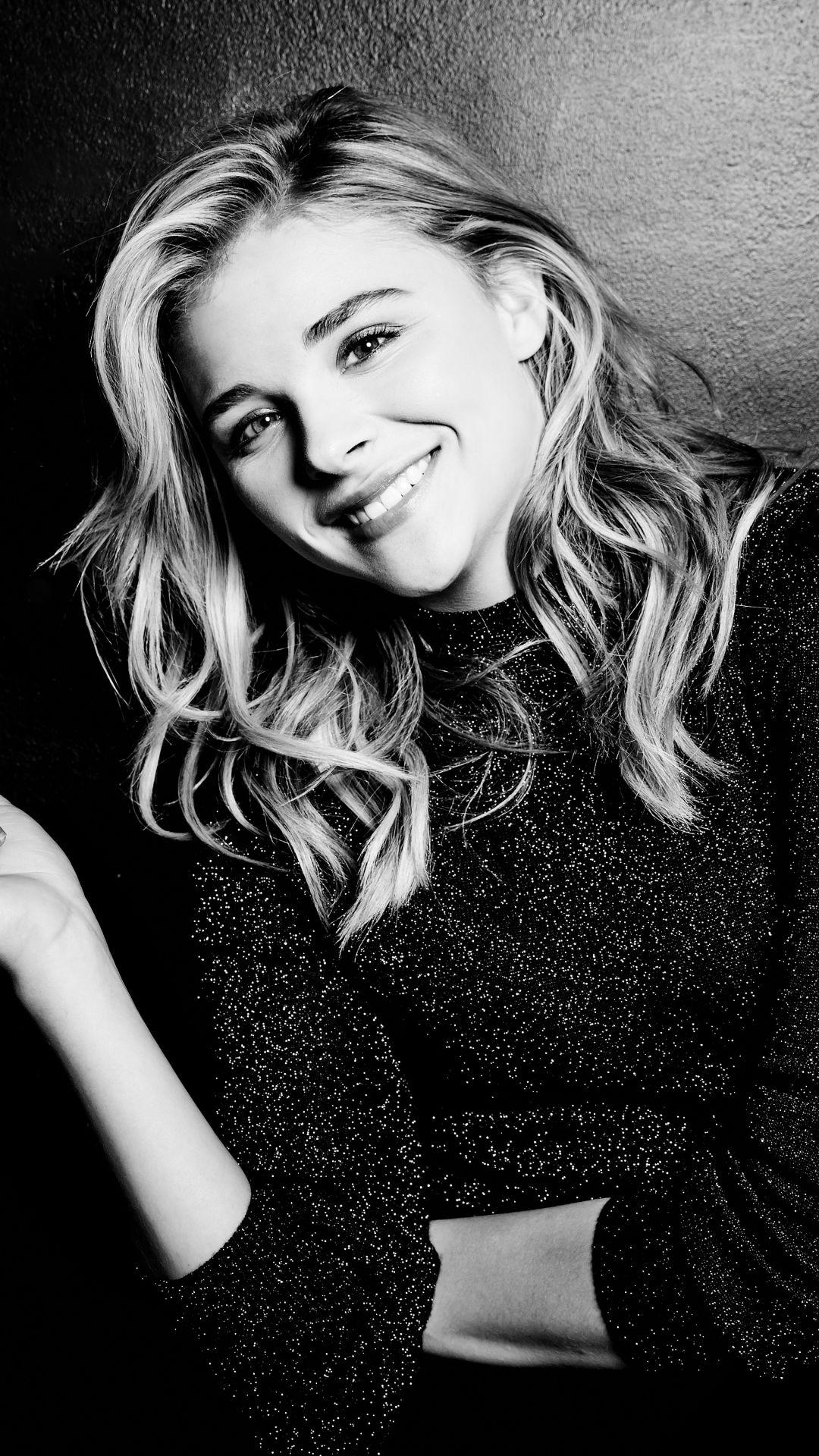 1080x1920 Celebrity Chloë Grace Moretz () Wallpaper, Phone