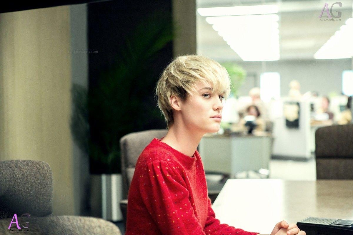 1200x800 Mackenzie Davis wallpaper, Desktop