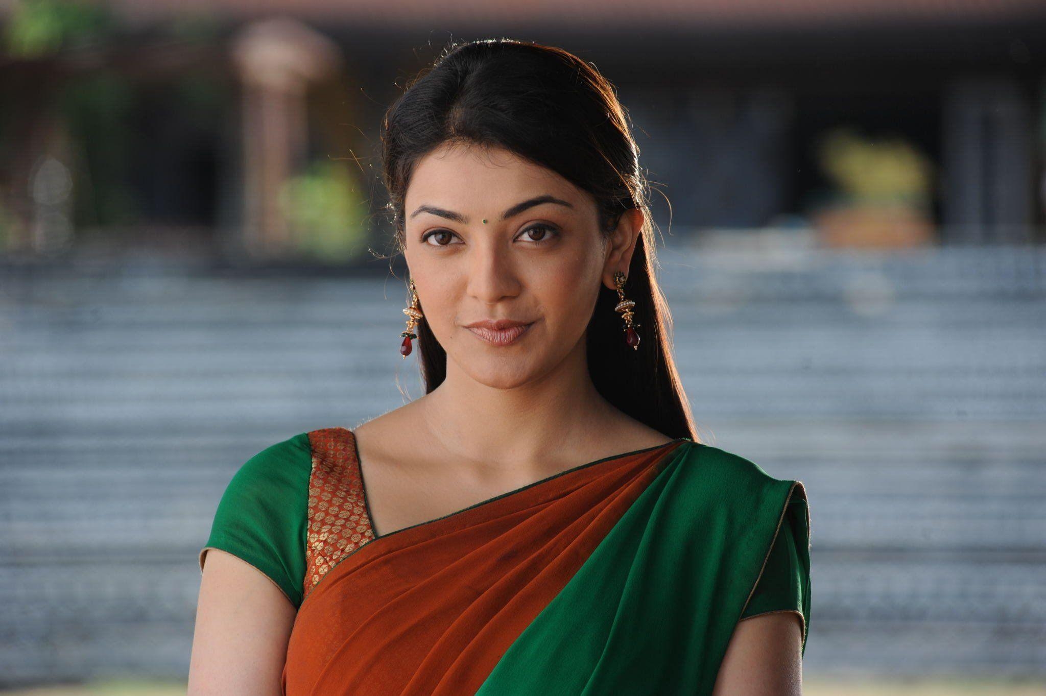 2050x1370 Kajal Aggarwal Wallpaper, Picture, Image, Desktop