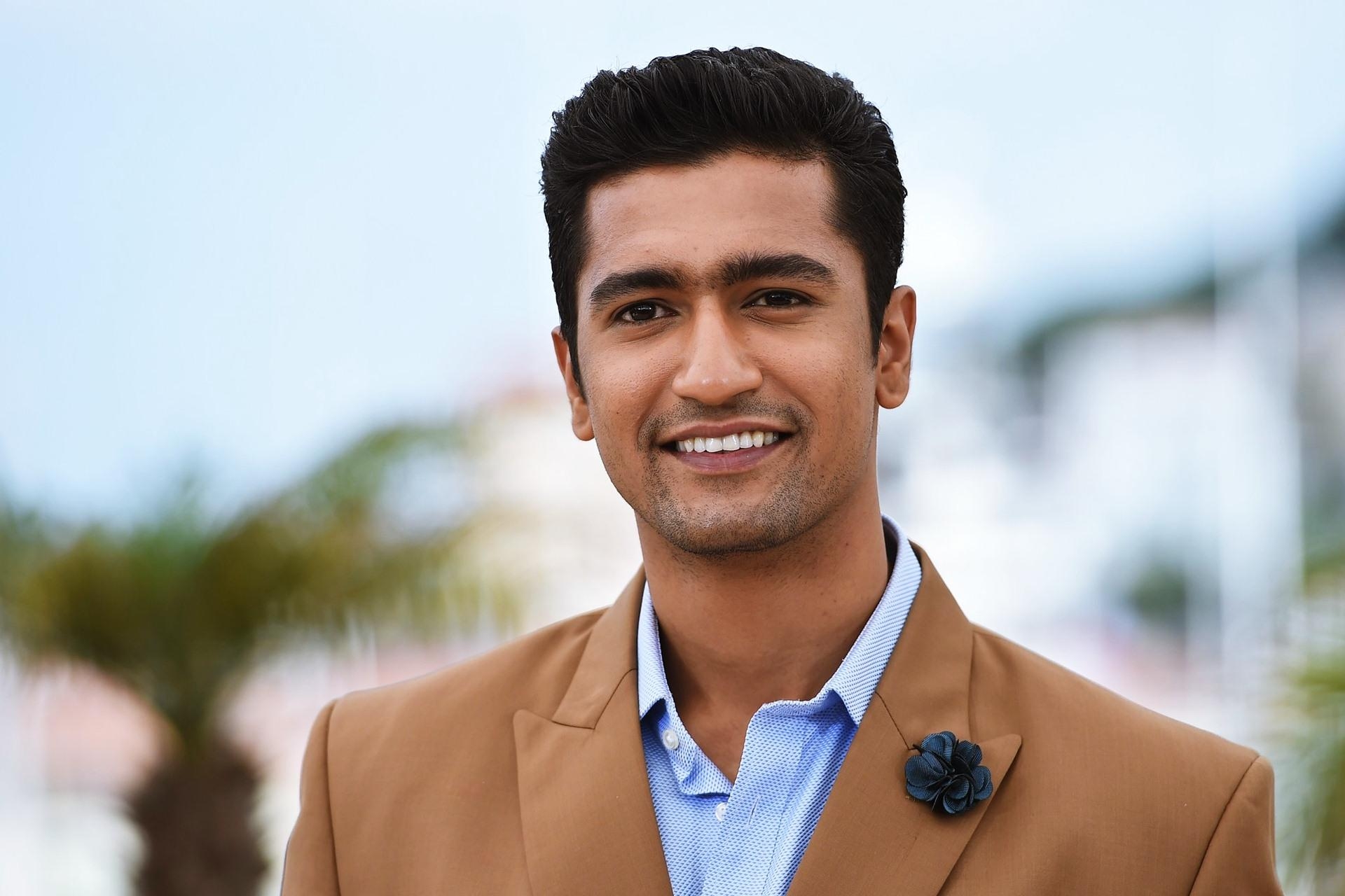 1920x1280 Vicky Kaushal Wallpaper 39990, Desktop