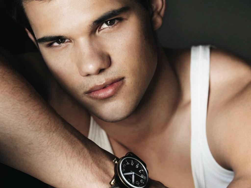 1030x770 taylor lautner twilight, Desktop