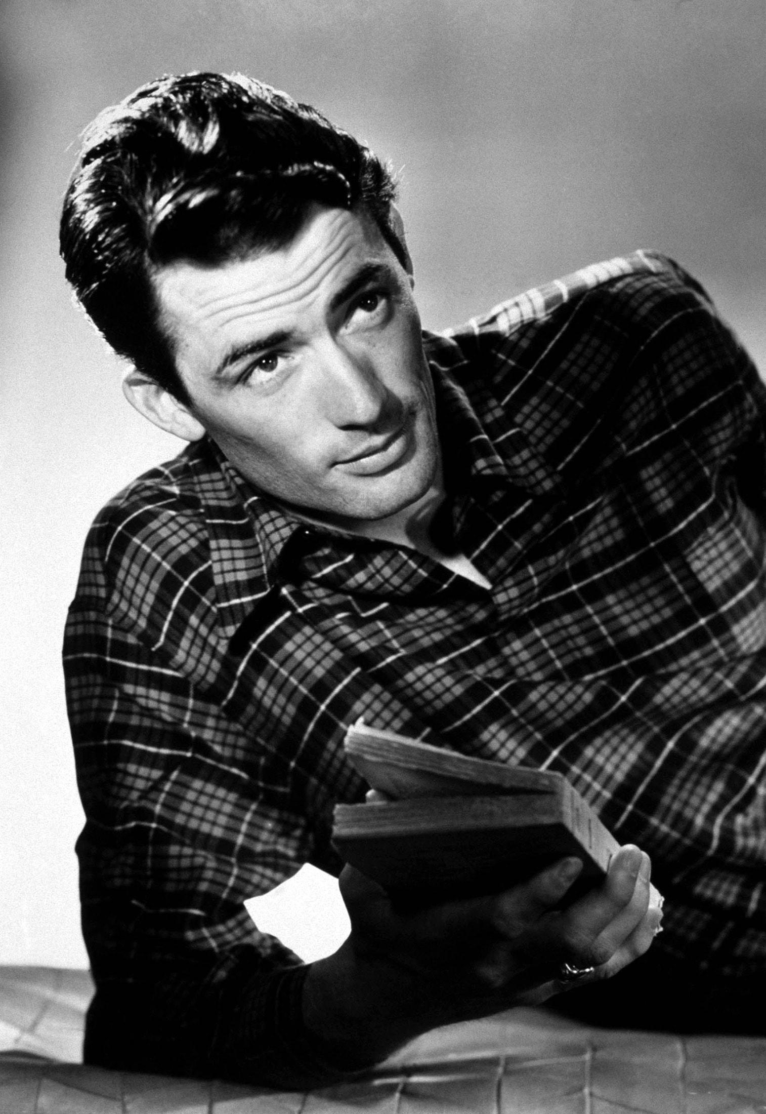 1520x2200 Gregory Peck HD Wallpaperwallpaper.net, Phone