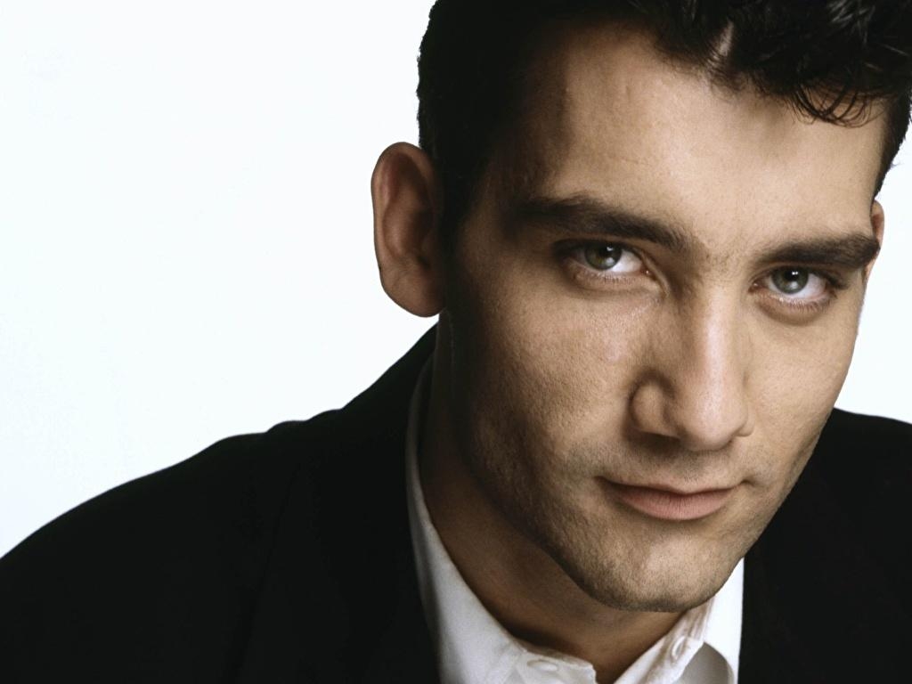 1030x770 image Clive Owen Celebrities, Desktop