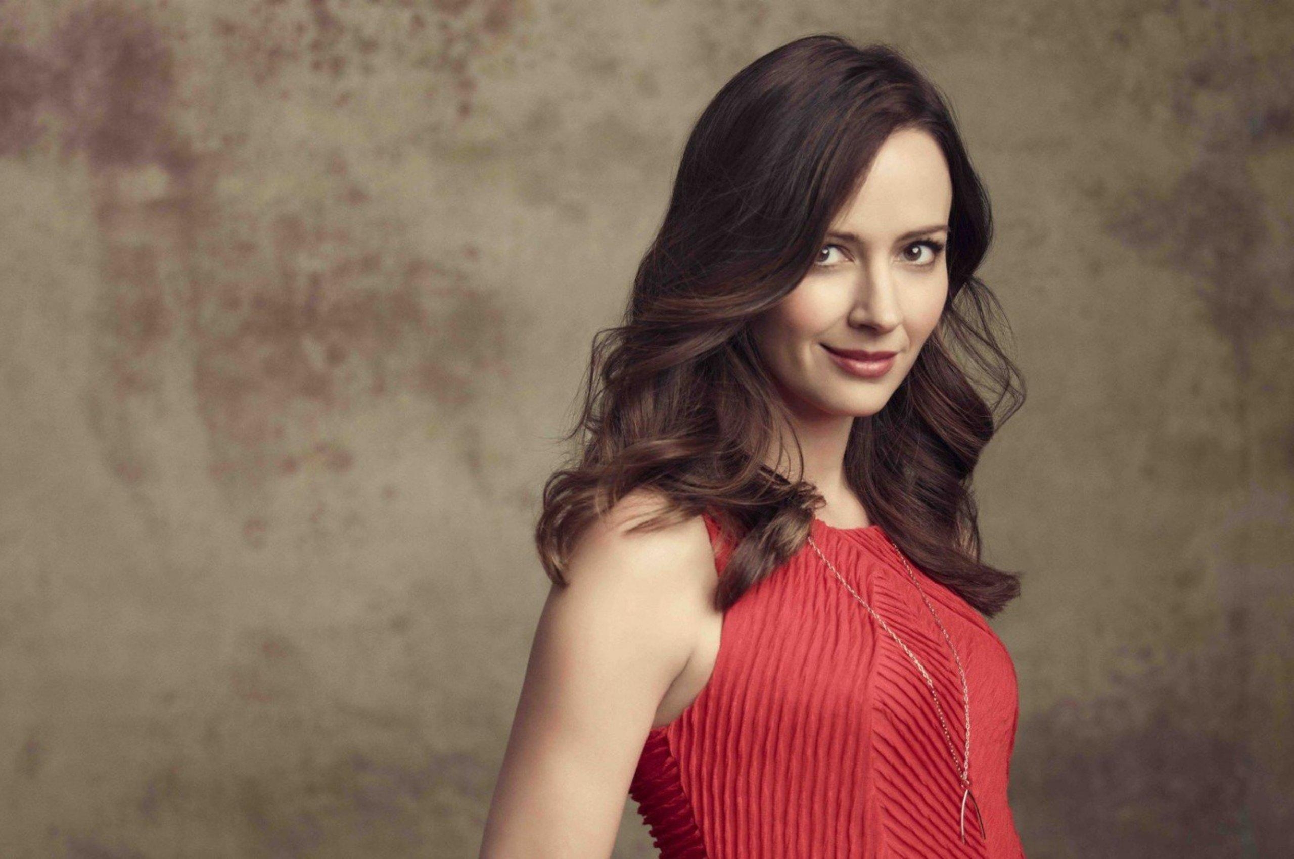 2560x1700 Amy Acker Chromebook Pixel HD 4k Wallpaper, Image, Desktop