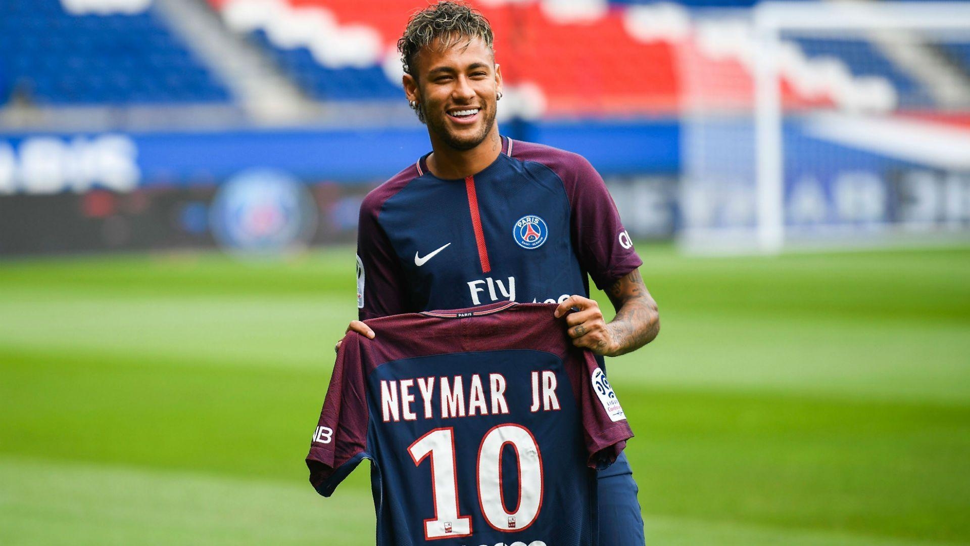 1920x1080 Neymar's chances of winning Ballon D'or after move to PSG, Desktop