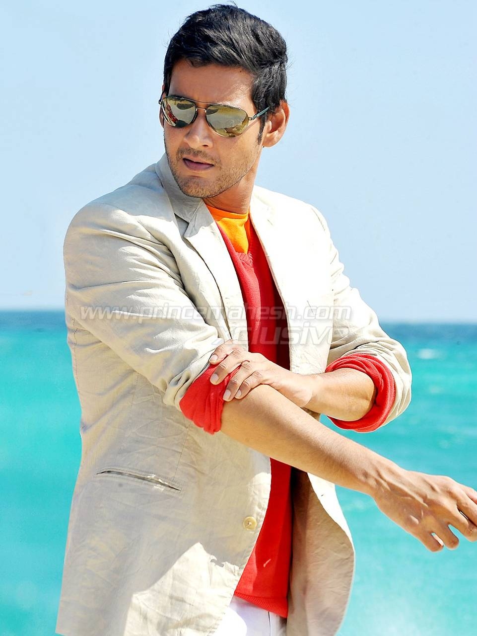 970x1280 Mahesh Businessman wallpaper, Phone