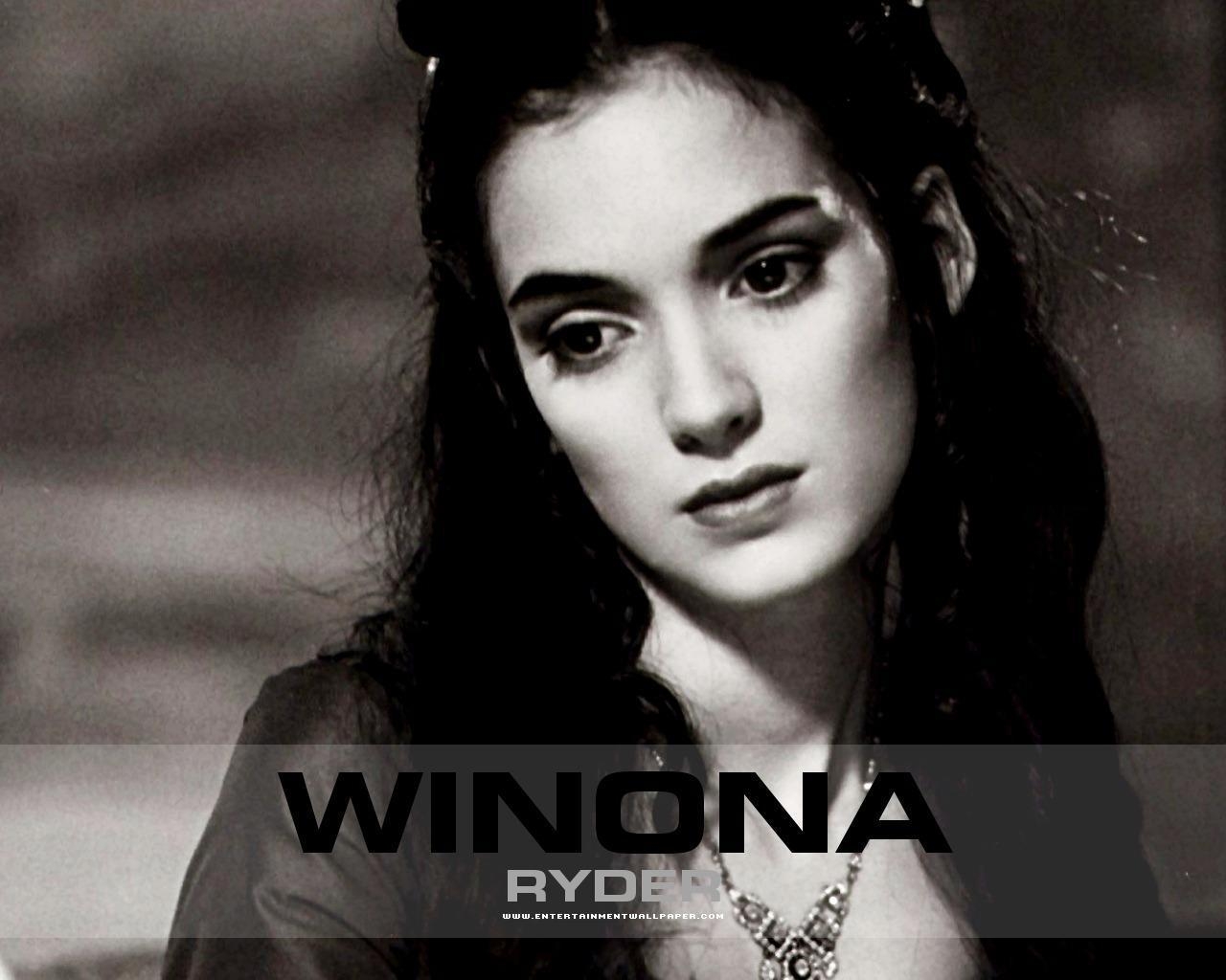 1280x1030 Winona Ryder Wallpaper High Resolution and Quality Download, Desktop