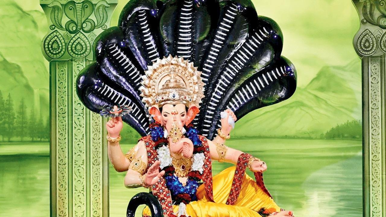 1280x720 Ganesh Chaturthi 2021: Four Feet Rule Lays Beloved Lalbaugcha Raja Idol Low, Desktop