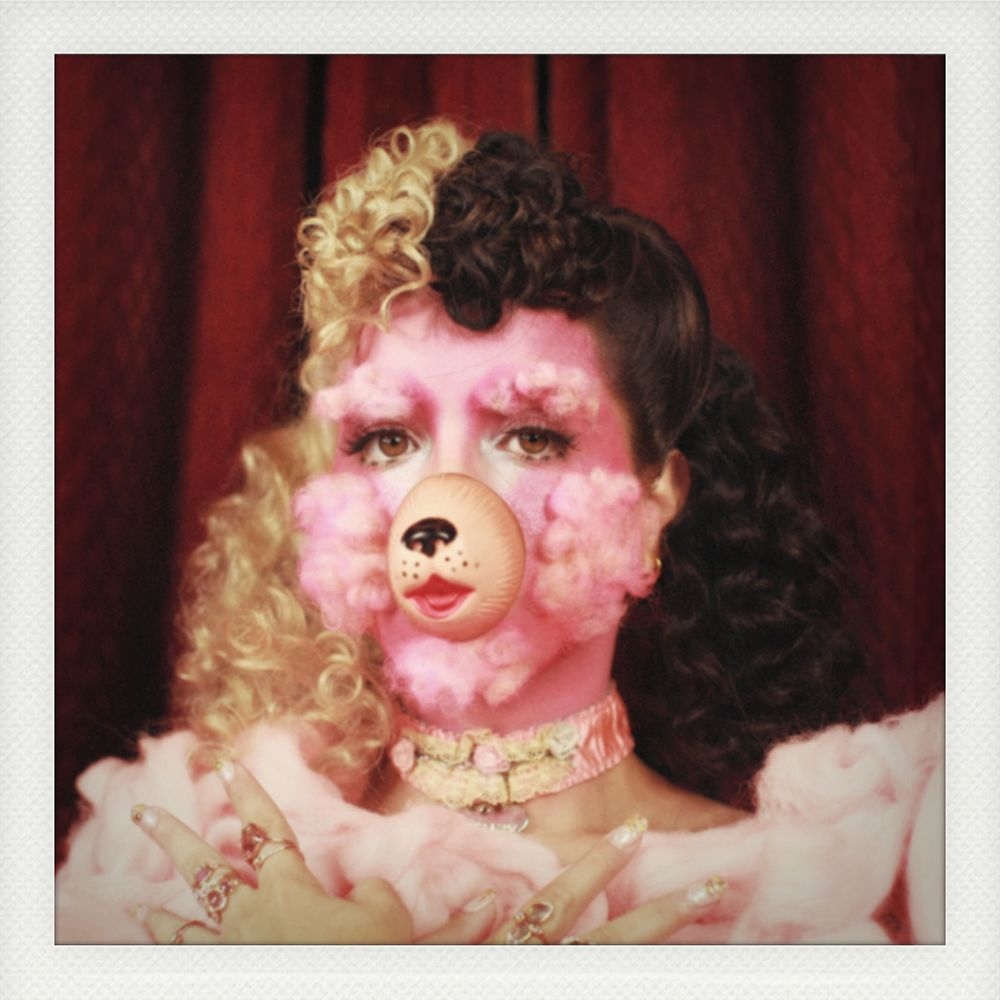 1000x1000 Melanie Martinez GIFs the best GIF on GIPHY, Phone