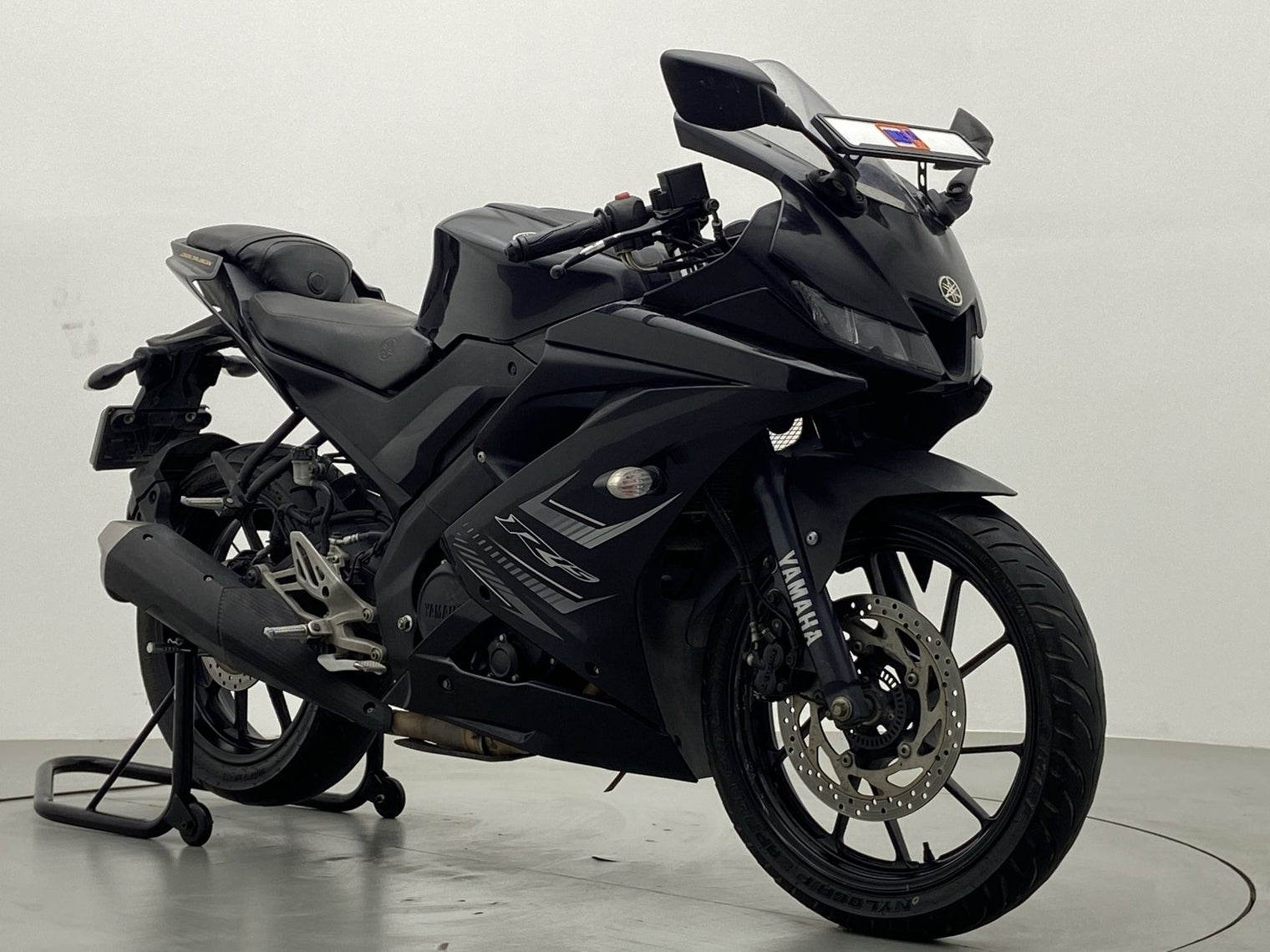 1520x1140 Buy Used 2019 Yamaha YZF R15 V3 in Gurgaon, Desktop