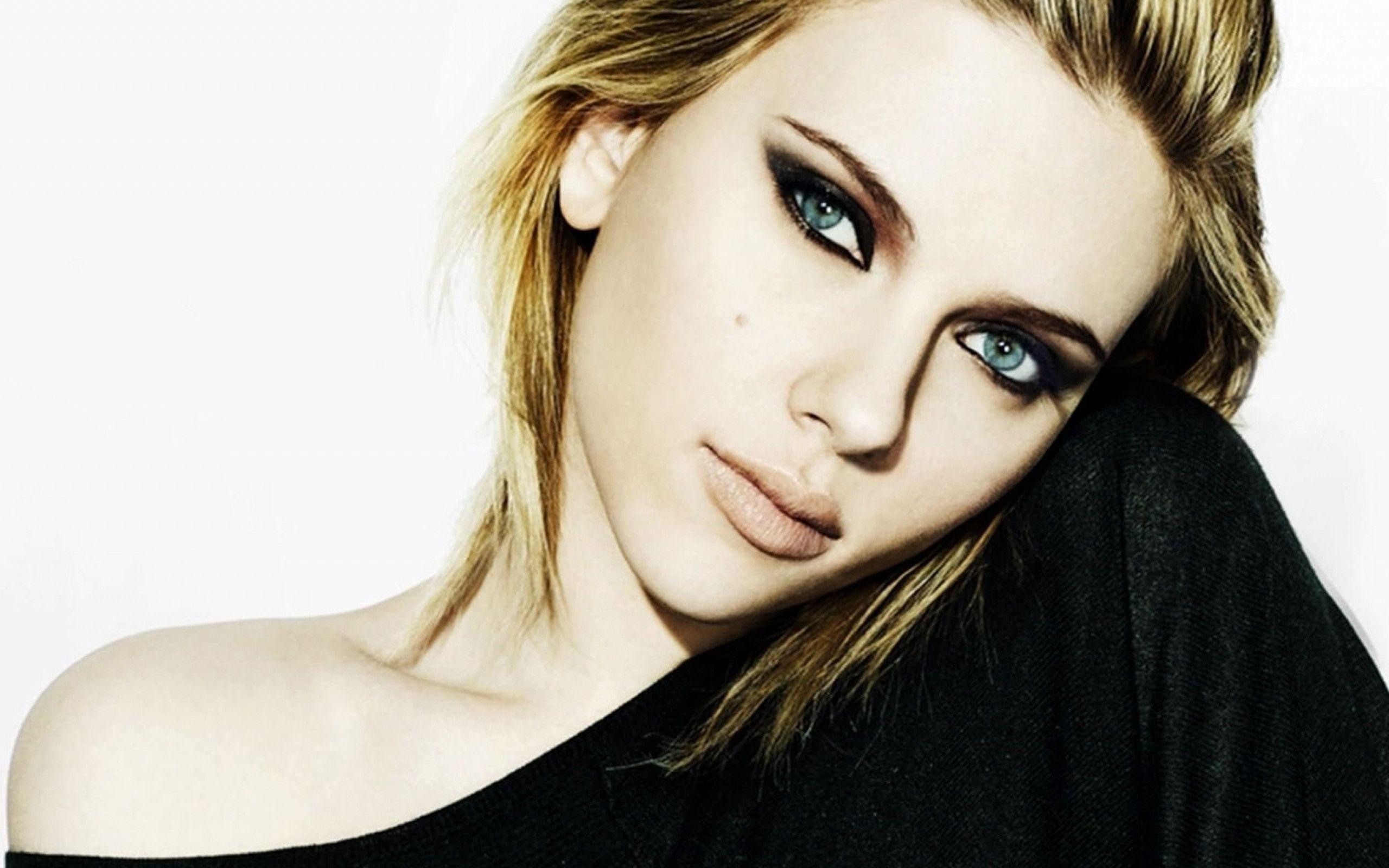 2560x1600 Scarlett Johansson Wallpaper 39752 in Celebrities F, Desktop