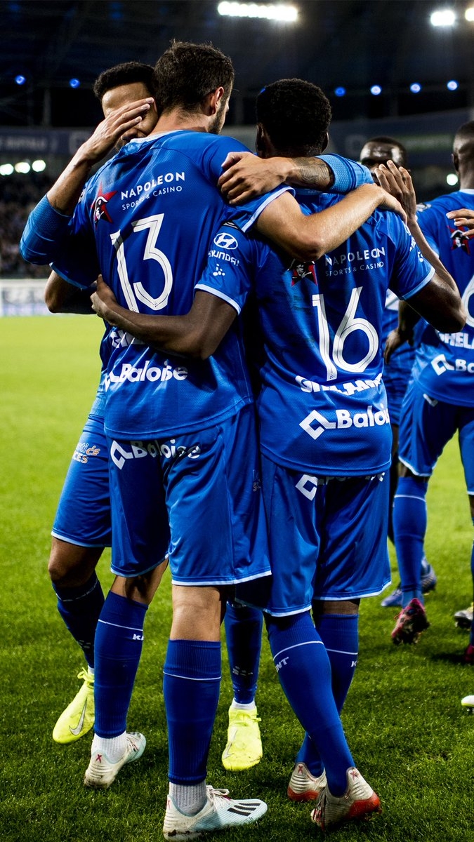 680x1200 KAA Gent, Phone