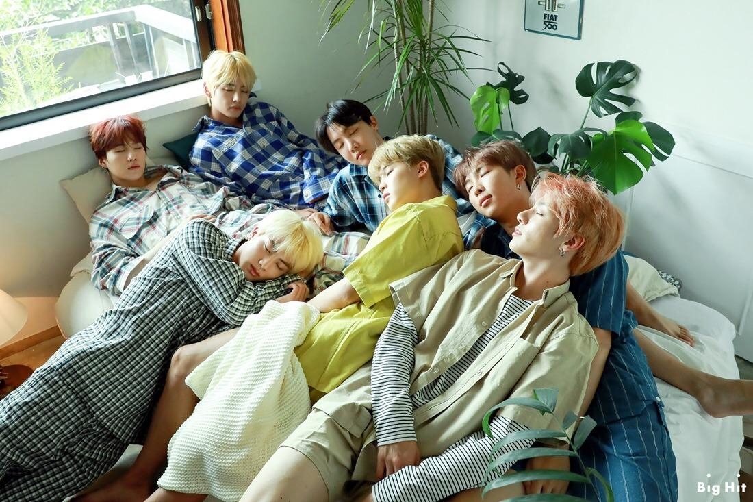 1100x740 bts sleeping pics, Desktop