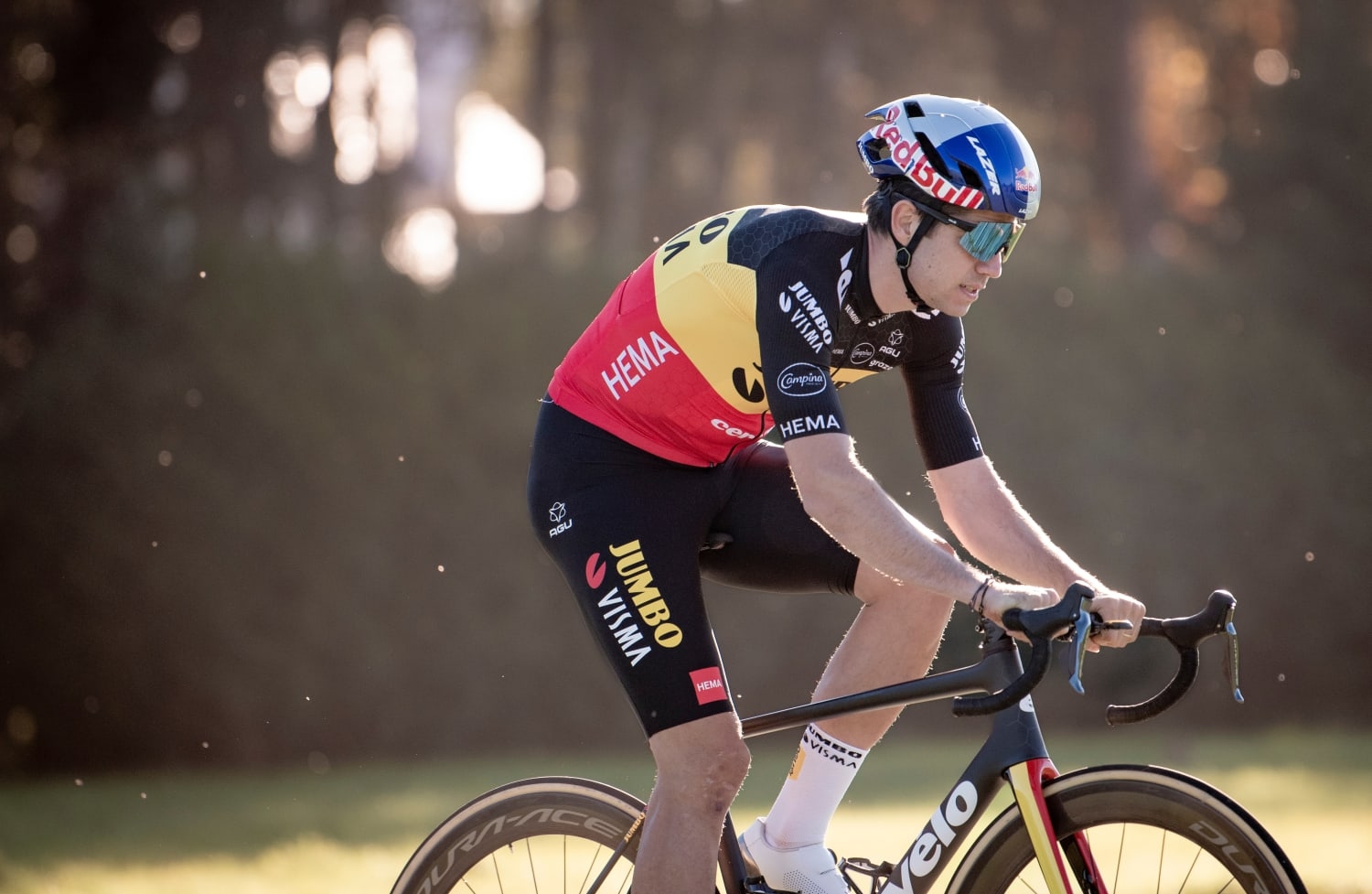 1500x980 Wout van Aert: road season expectations, Desktop