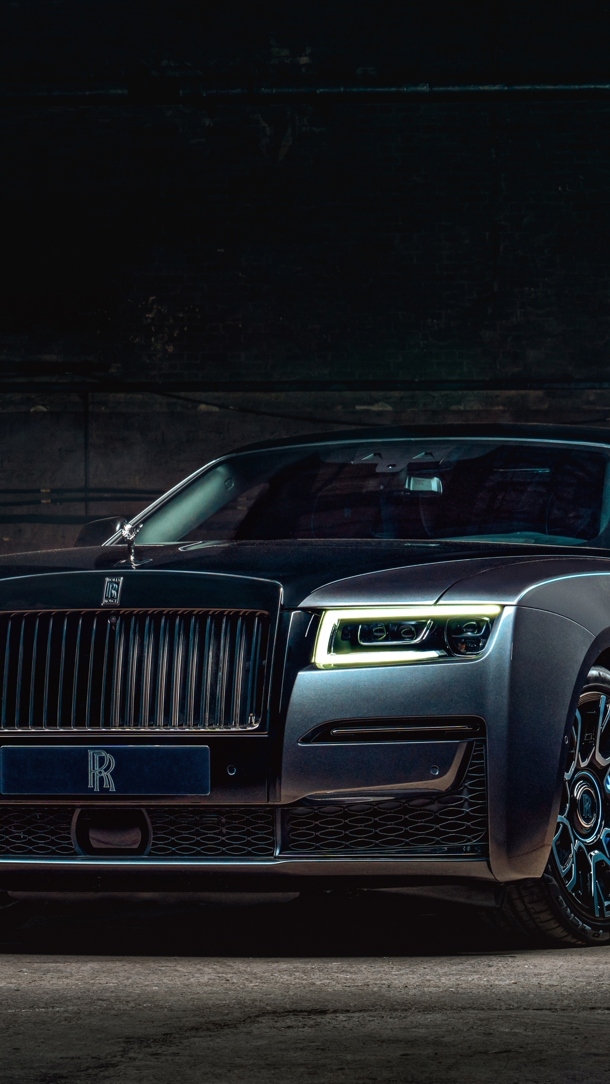 1250x2210 Rolls Royce Ghost Black Badge Wallpaper 4K, 5K, 8K, Black Dark, Phone