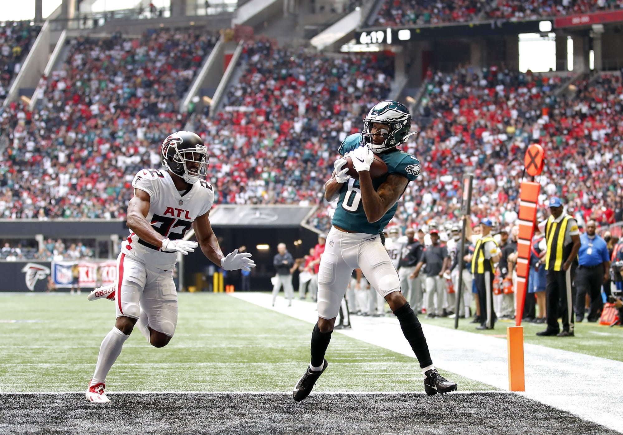 2000x1400 DeVonta Smith right at home as first NFL catch goes for TD, Desktop