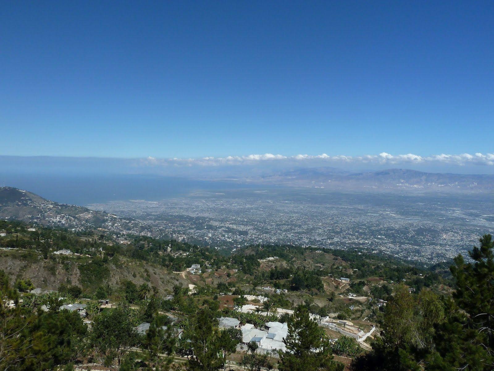 1600x1200 Mountain landscape in Haiti wallpaper and image, Desktop