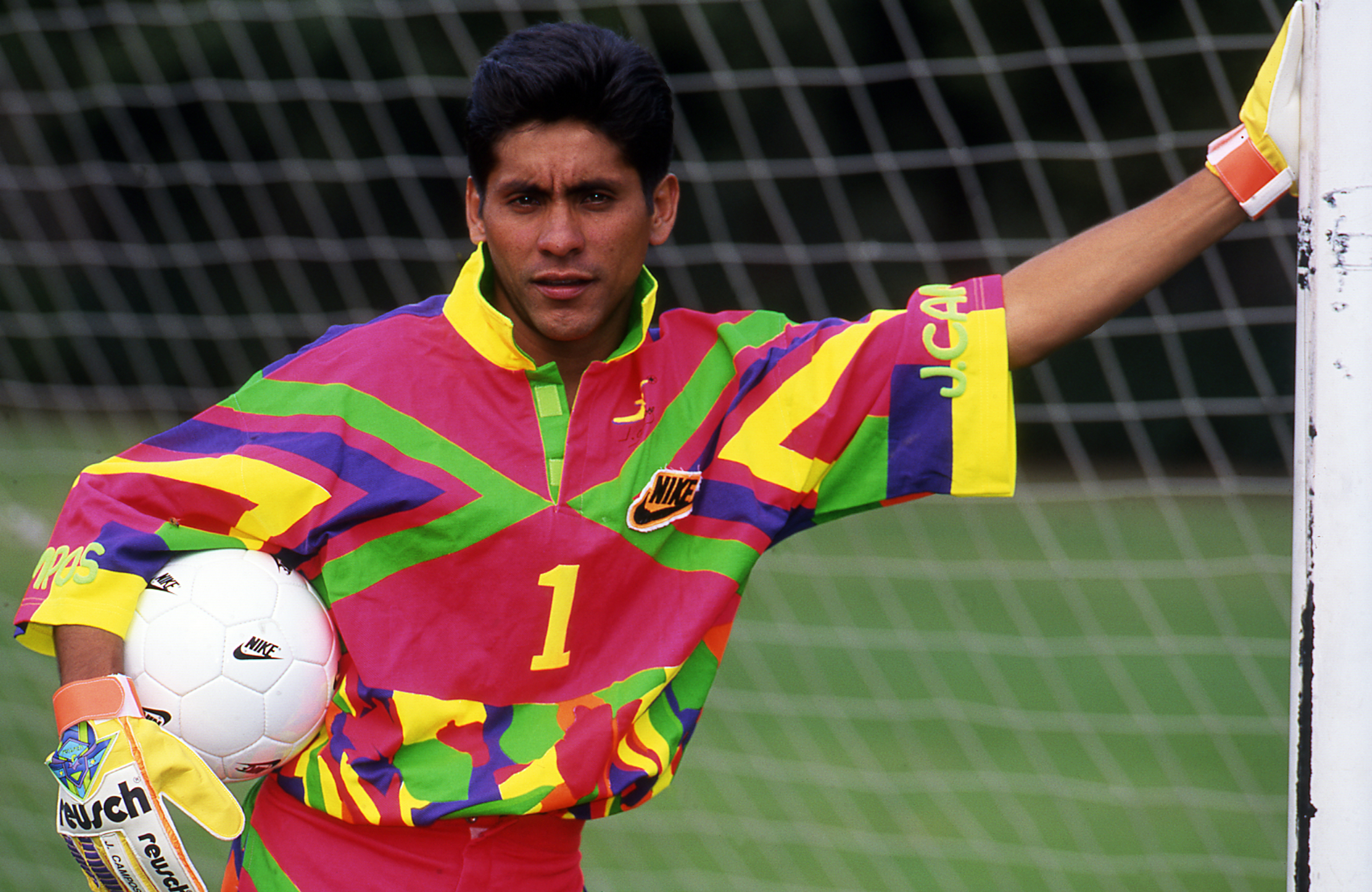 4000x2610 Jorge Campos: las fotos inéditas de su faceta menos conocida, Desktop