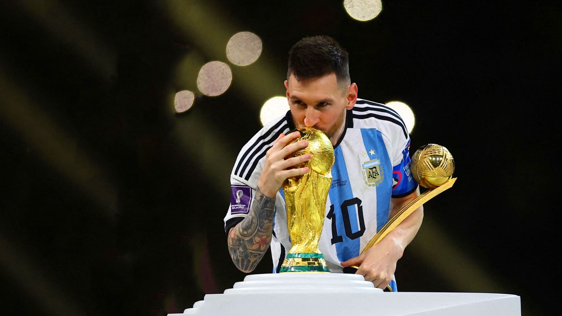 1920x1080 Messi Kissing World Cup Wallpaper, Desktop