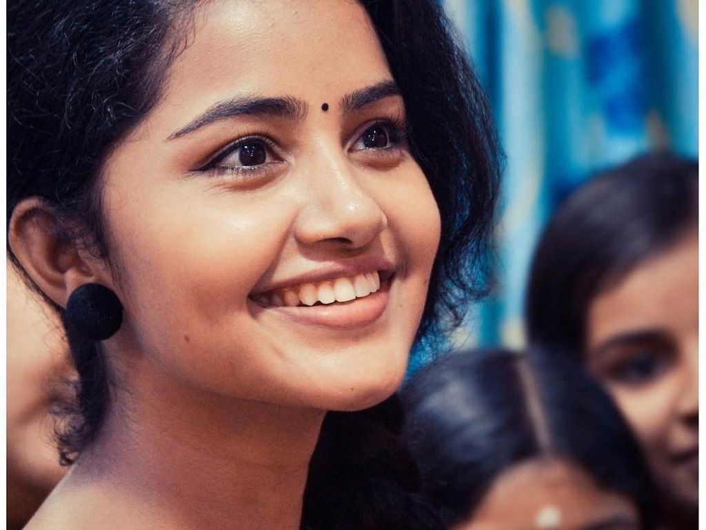 1030x770 Anupama Parameswaran HD Wallpaper. Latest Anupama Parameswaran Wallpaper HD Free Download (1080p to 2K), Desktop