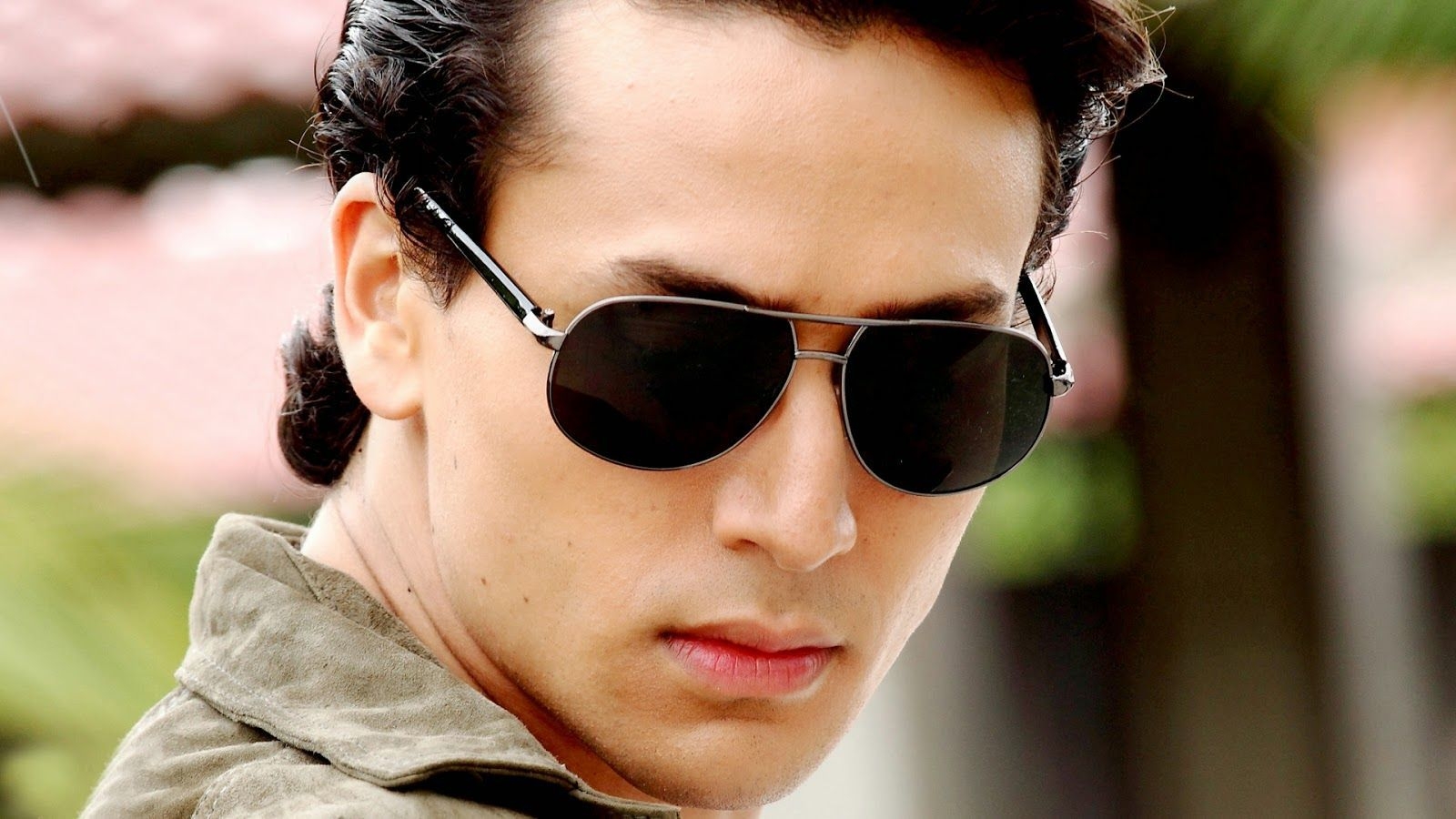 1600x900 The Rising Star Of Heropanti Movie, Tiger Shroff HD Wallpaper & Picture /the Risin. Tiger Shroff, Upcoming Movies, Bollywood Image, Desktop