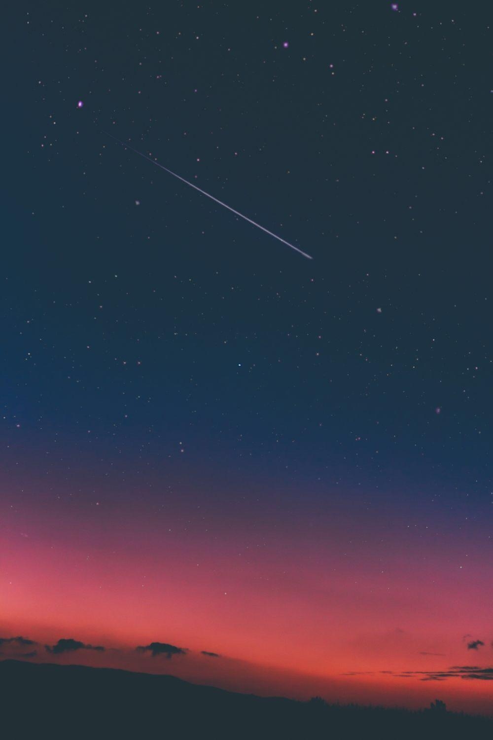 1000x1500 Night Sky Gradient Mobile Wallpaper Shooting Star, Phone