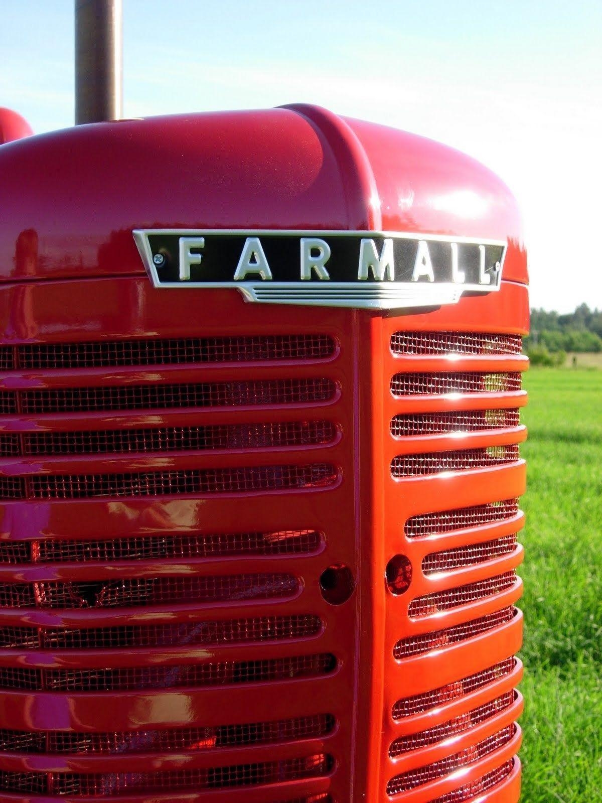 1200x1600 Classic Farmall M Wallpaper, Phone