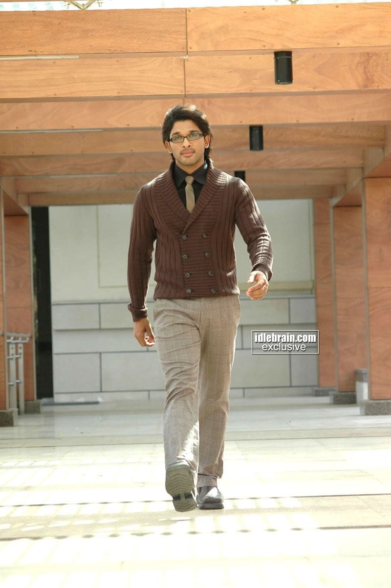 800x1210 Allu Arjun In Arya 2 Wallpaper 2 Telugu Movie HD Wallpaper & Background Download, Phone