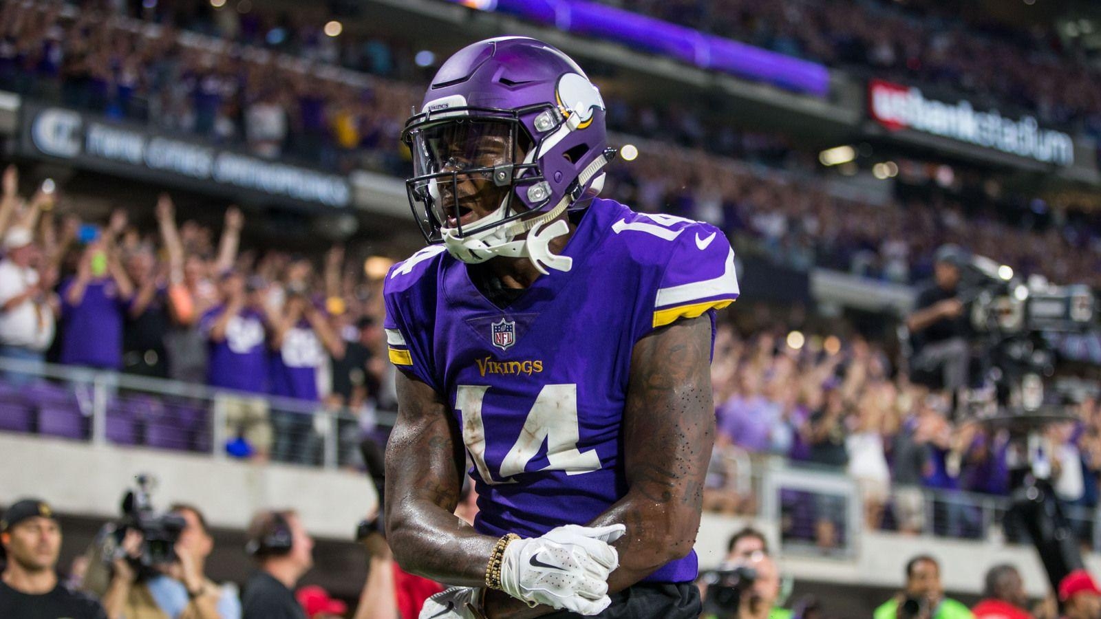 1600x900 WATCH: Stefon Diggs punts ball into stands after contested TD, Desktop