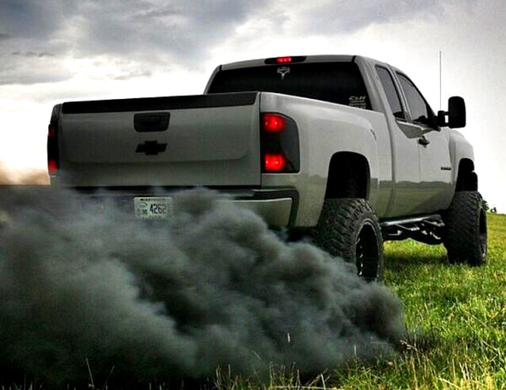 1020x790 CapoVelo.com Law: Rolling Coal is Wrong, Desktop