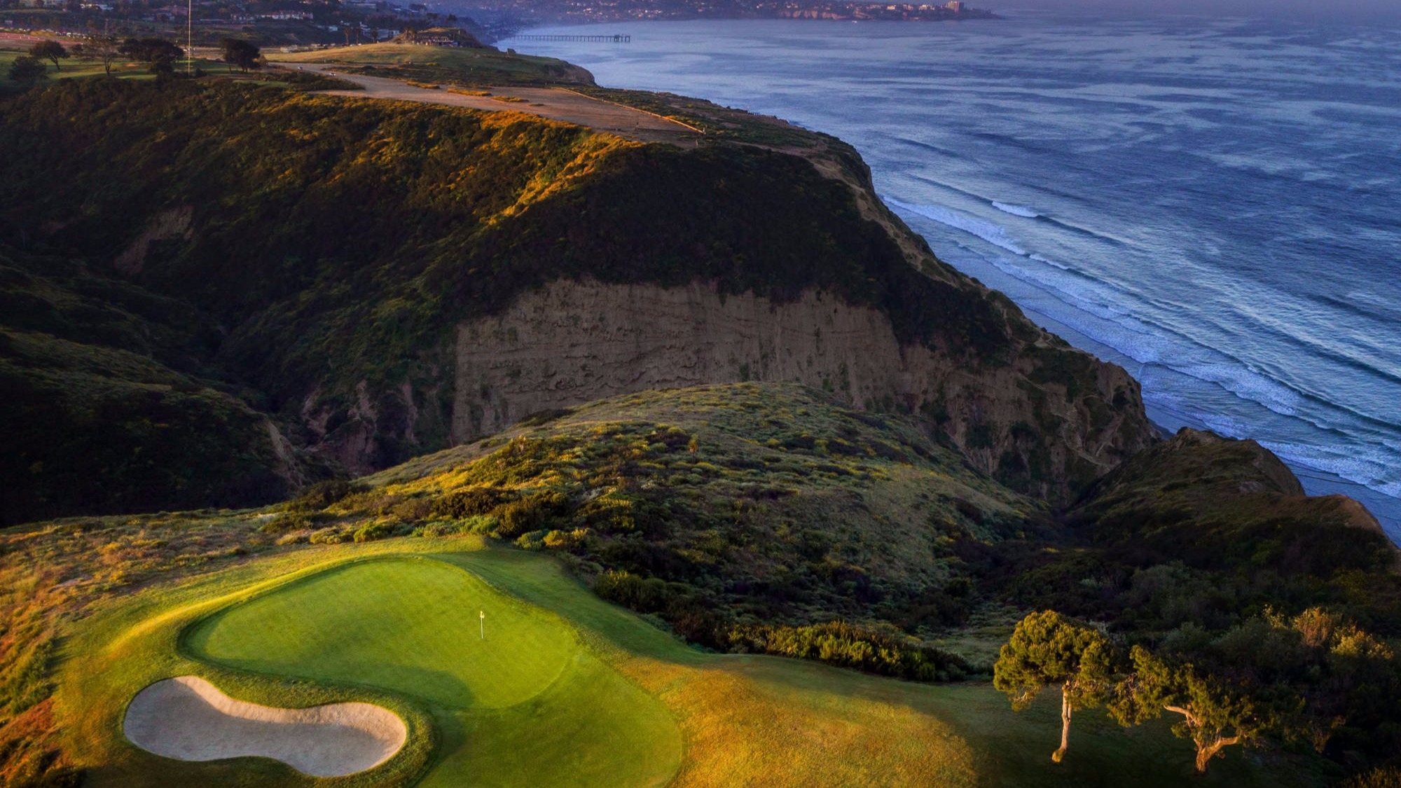 2000x1130 Torrey Pines Golf Course, Desktop