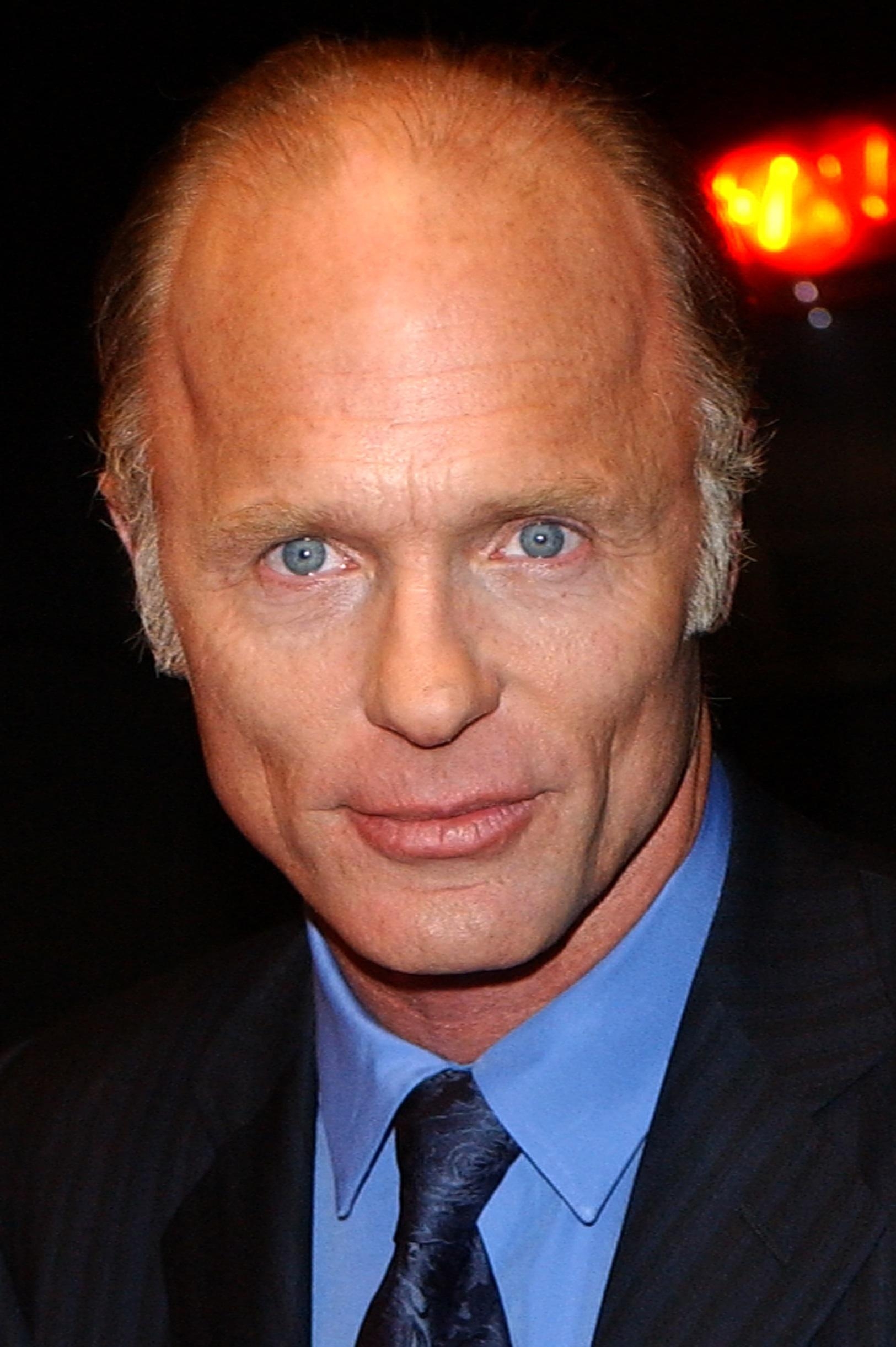 1630x2450 Image Space Art: Ed Harris, Phone