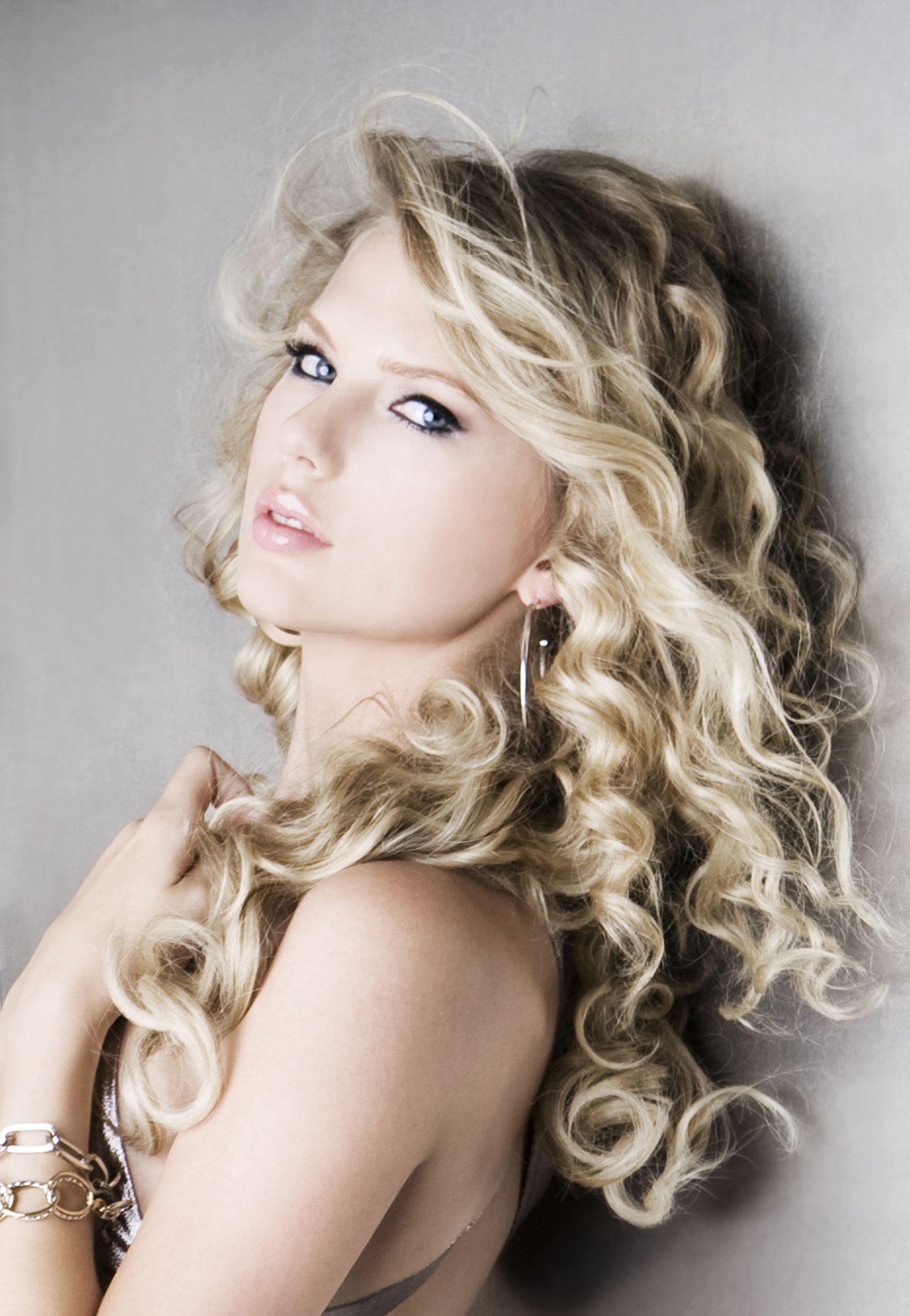 1920x2780 Celebrity Taylor Swift Wallpaper, Phone