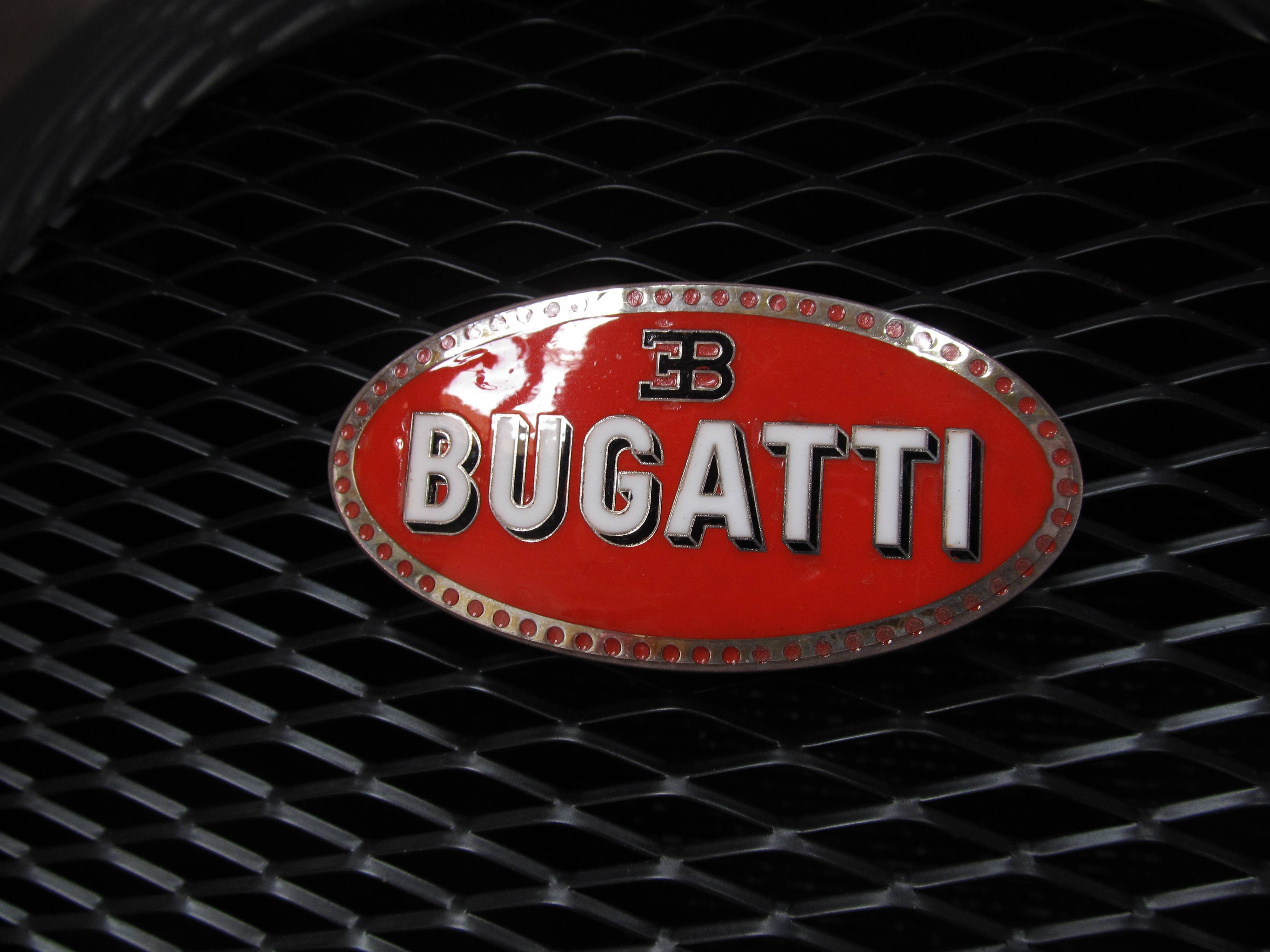 4000x3000 bugatti logo wallpaper, Desktop