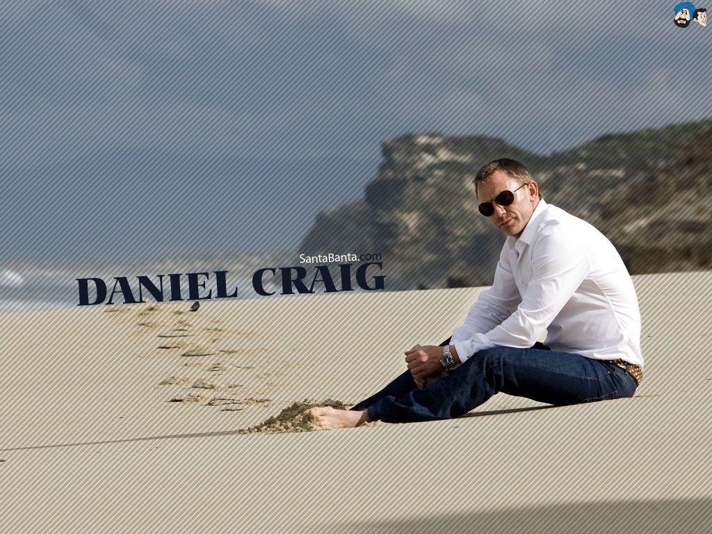 1030x770 Daniel Craig Wallpaper, Desktop