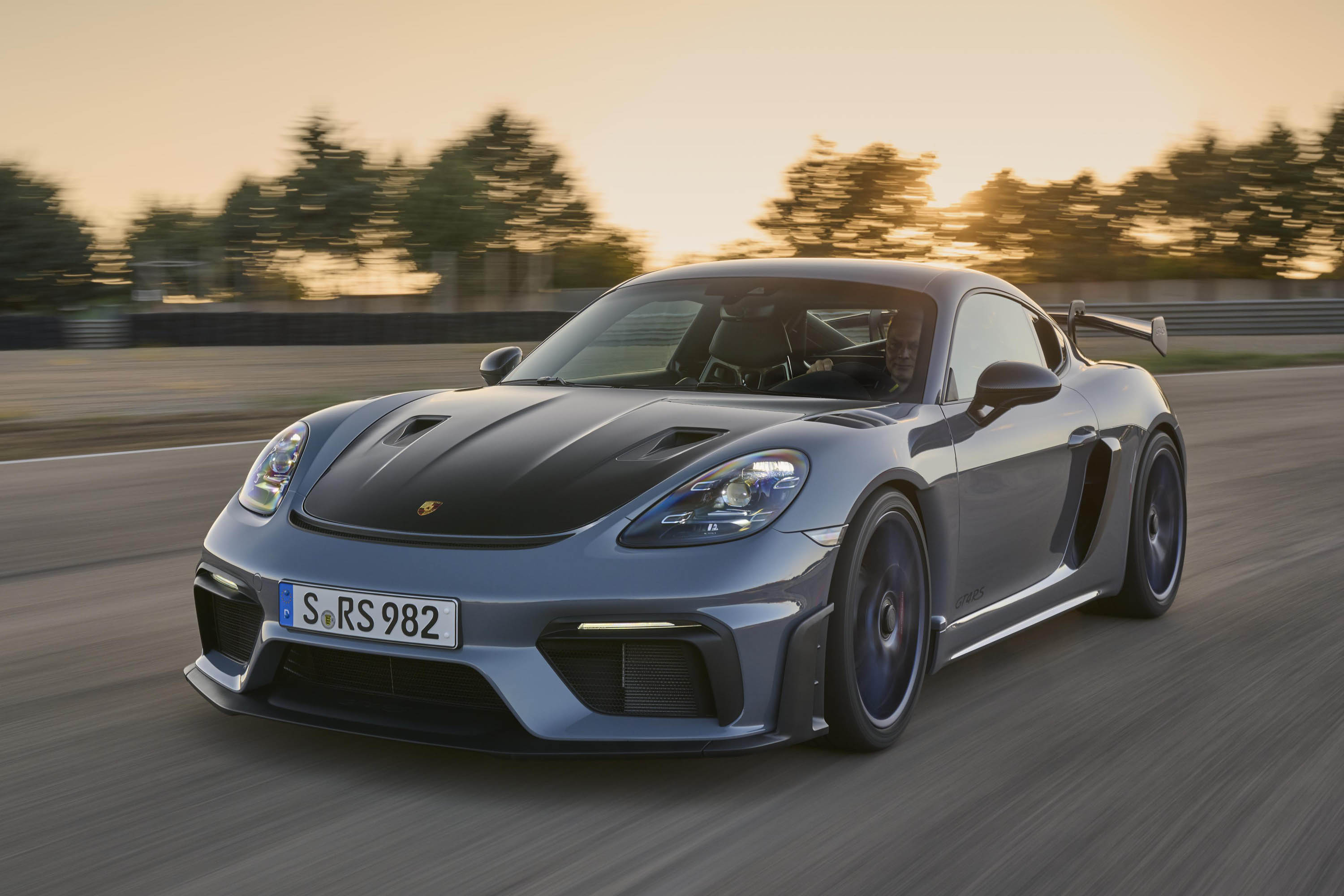 3000x2000 Porsche 718 Cayman GT4 RS (2022) 14 of 26, Desktop