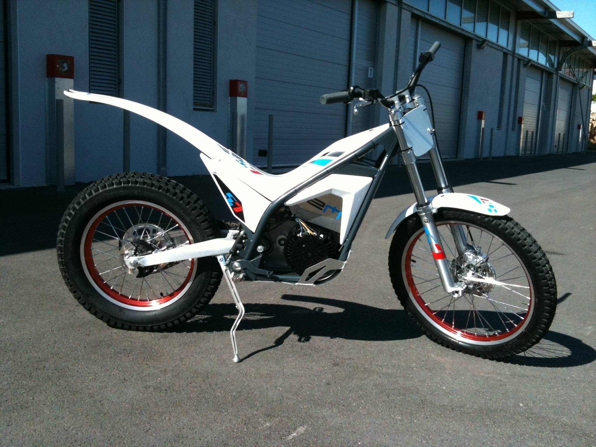 2050x1540 Electric Motion EM 5.7 Electric Trials Bike. Christophe, Desktop