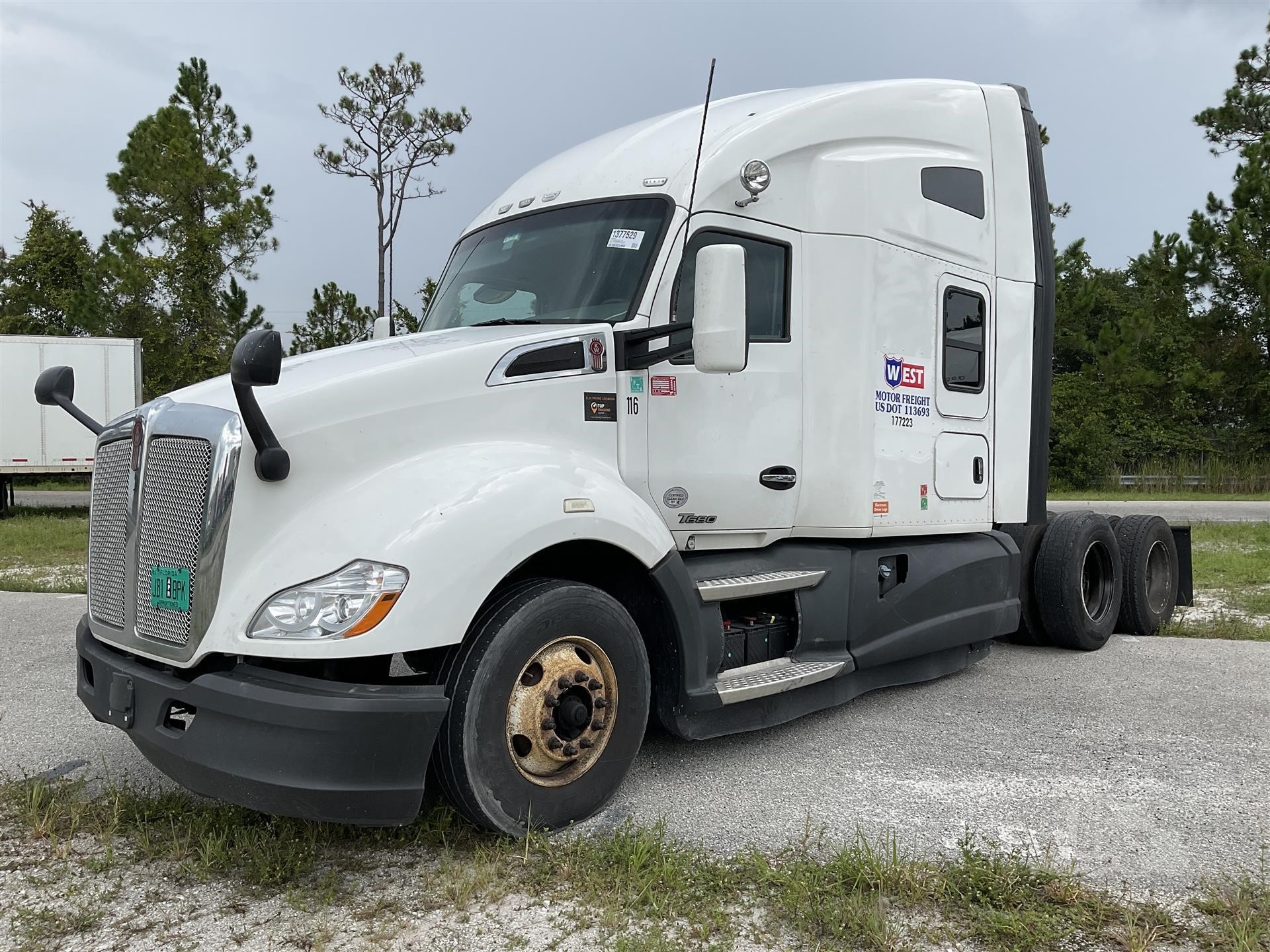 1920x1440 KENWORTH T680 Trucks In Alabama, Desktop