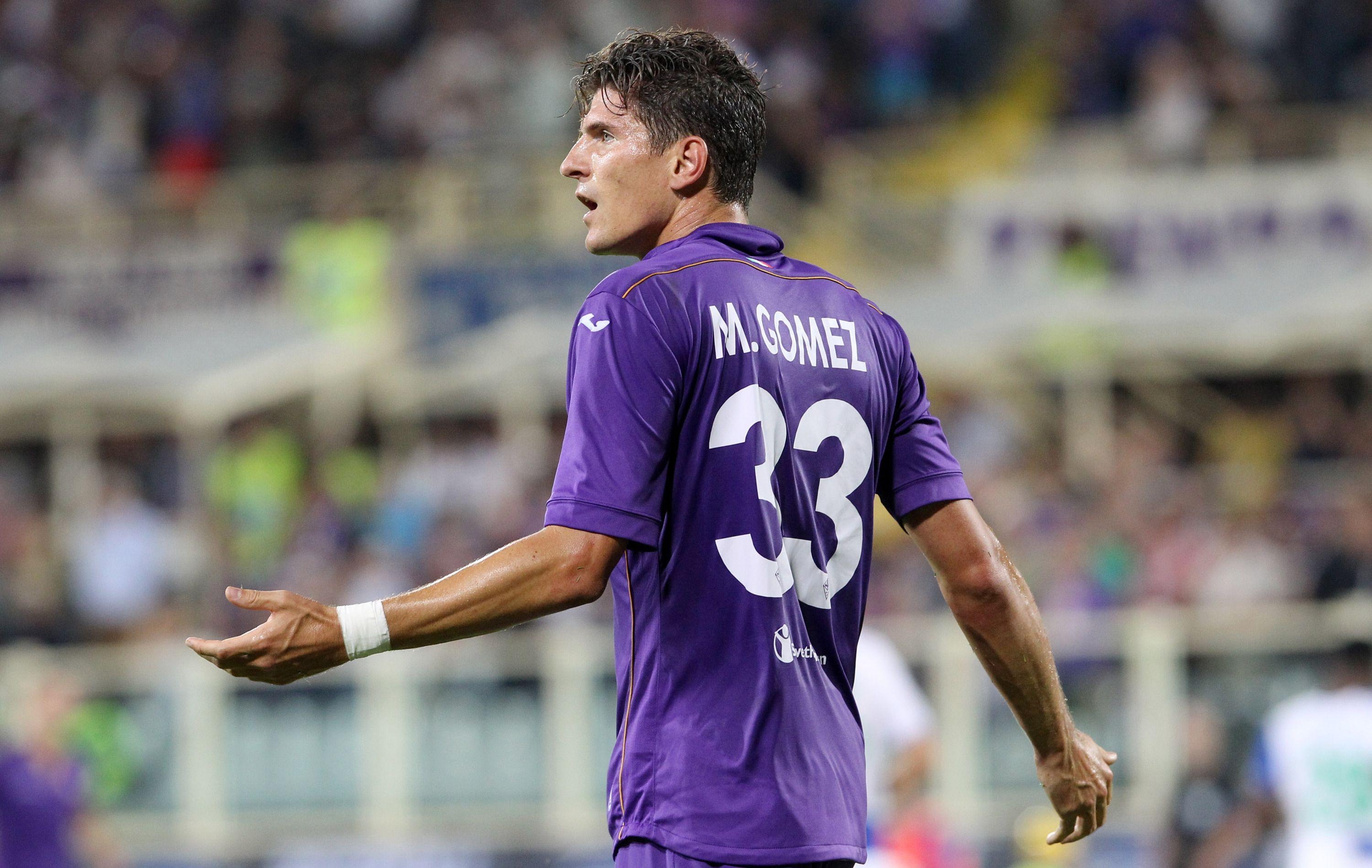 3000x1900 The player number 23 of Fiorentina Mario Gomez wallpaper, Desktop