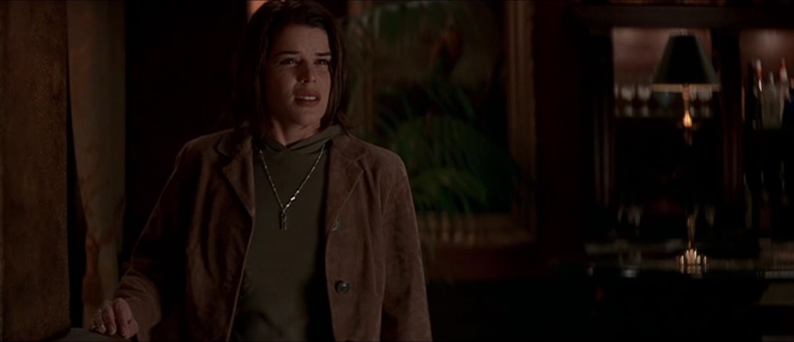 1600x690 Unmasking Sidney Prescott Through Her Signature Style in the 'Scream' Series [Final Girl Fashion], Dual Screen