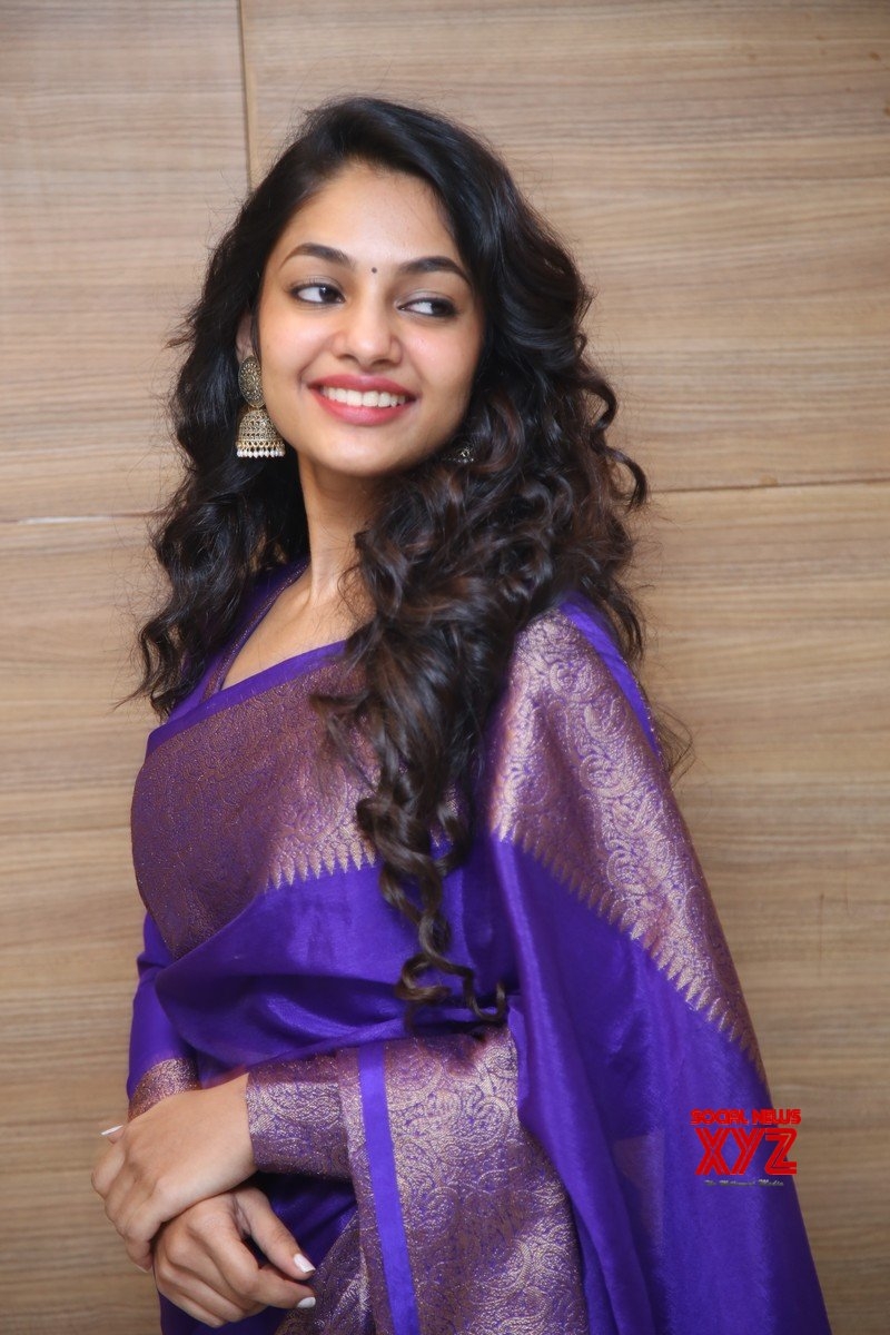 800x1200 Actress Ivana Glam Stills From Love Today Movie Audio Launch News XYZ, Phone