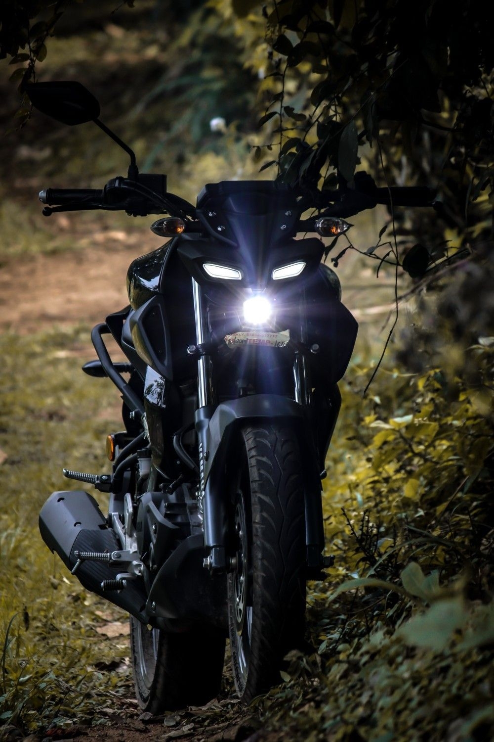 1000x1500 yamaha mt 15 4k wallpaper, Phone