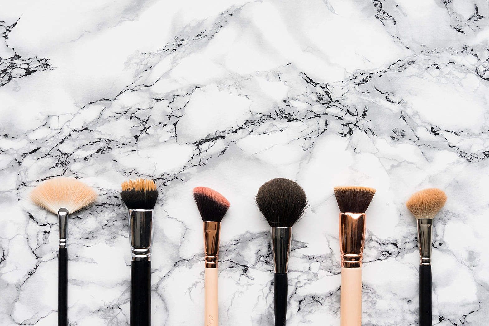 1570x1050 Makeup Brushes on White Marble Background Free Download. Makeup background, Brush background, Makeup brushes, Desktop