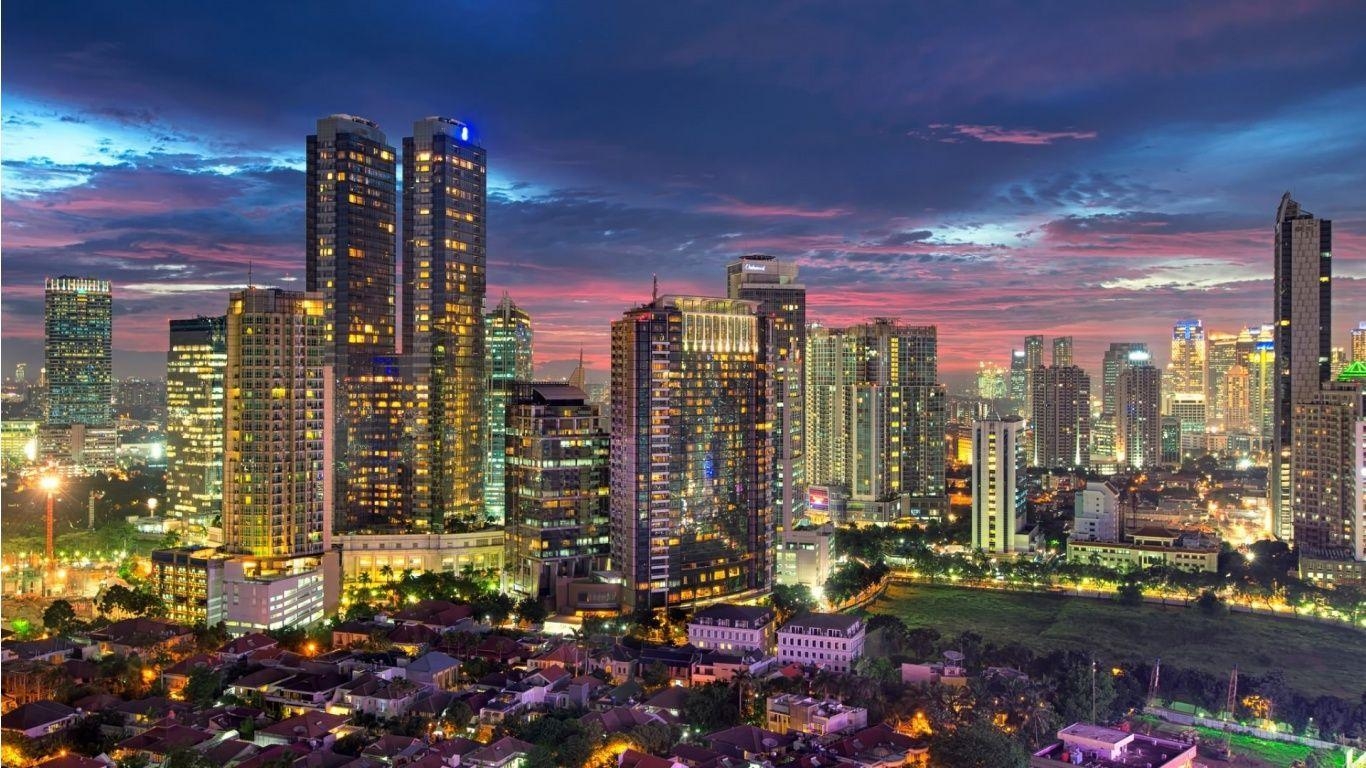 1370x770 Jakarta City Evening Wallpaper, Desktop