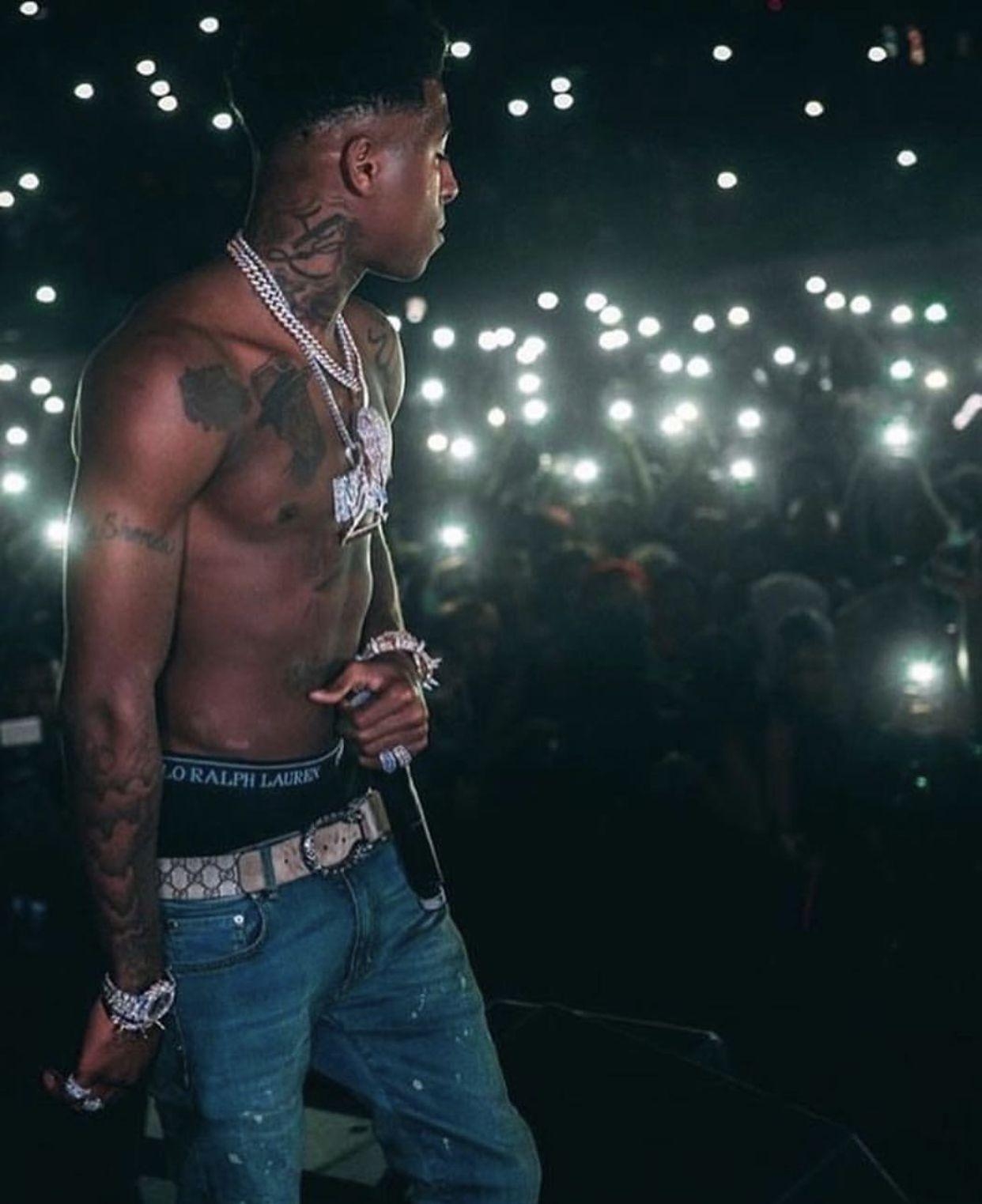 1250x1530 YOUNGBOY, Phone