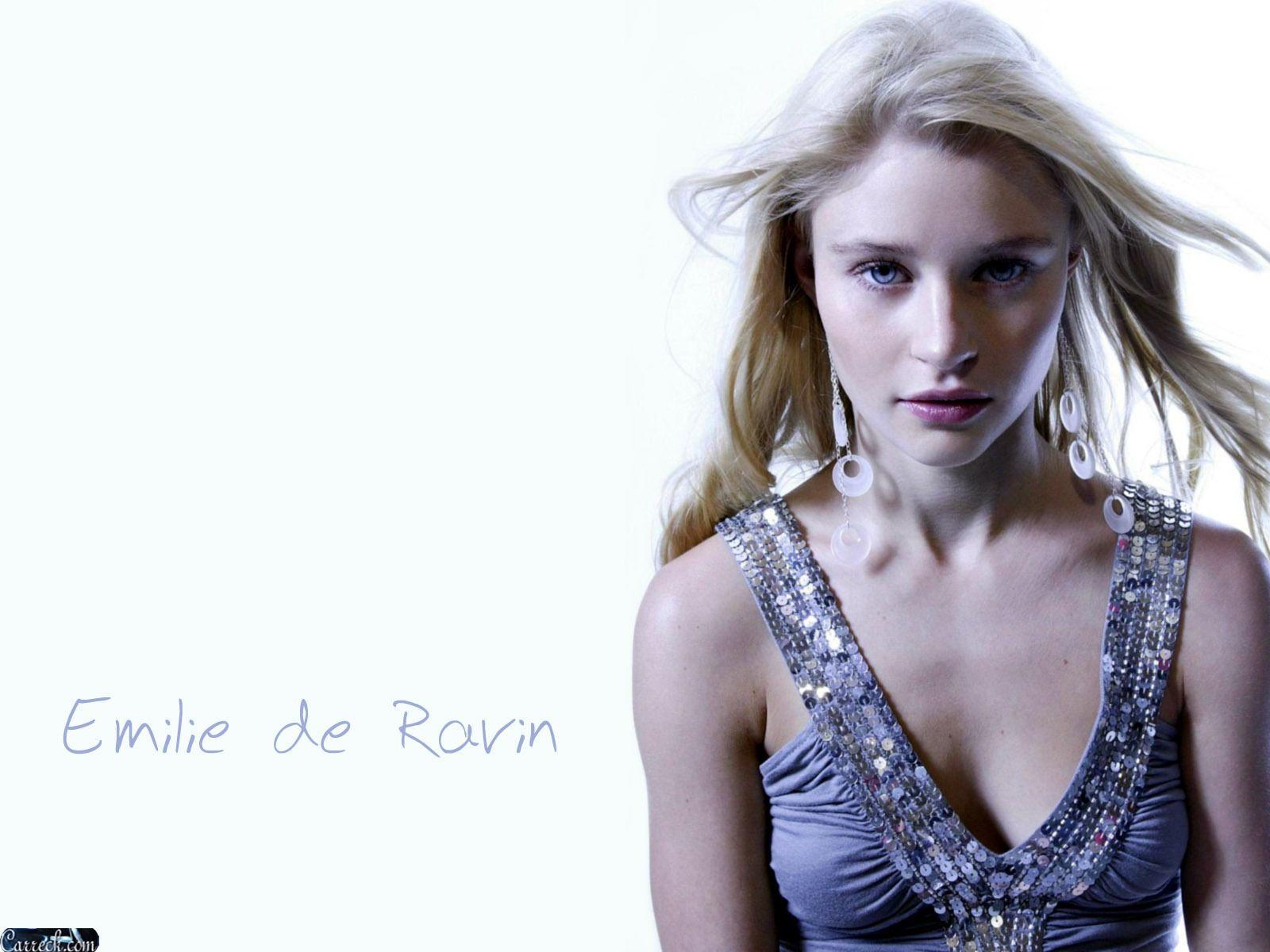 1600x1200 Emilie De Ravin Wallpaper 9 X 1200, Desktop